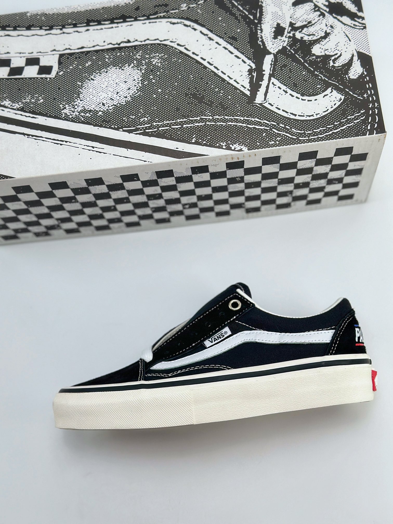 Vans Old Skool 黑白拼接 舒适百搭 防滑减震 休闲硫化板鞋