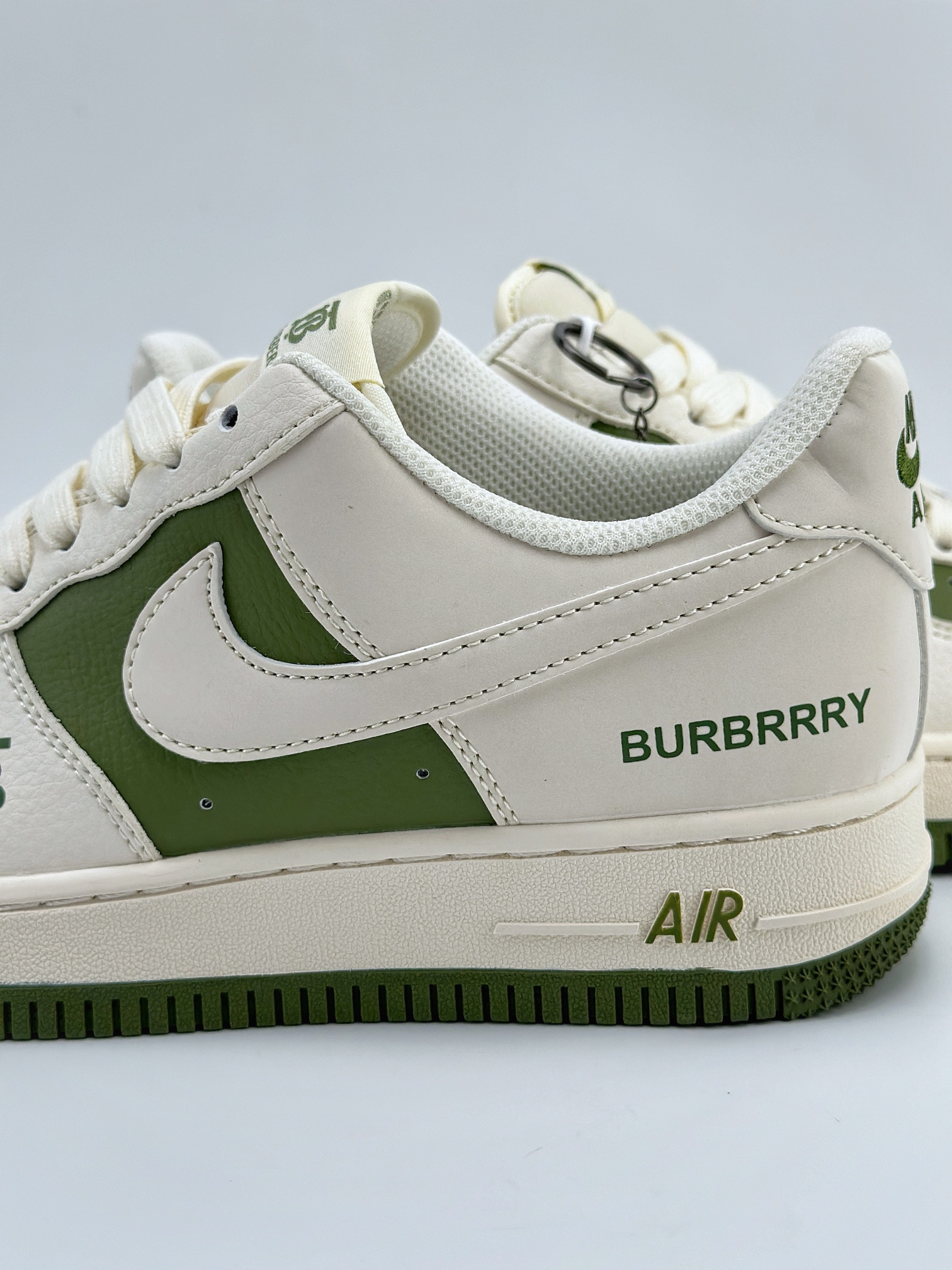 Nike Air Force 1 Low 07 x BURBRRRY 白绿  BB8588-221