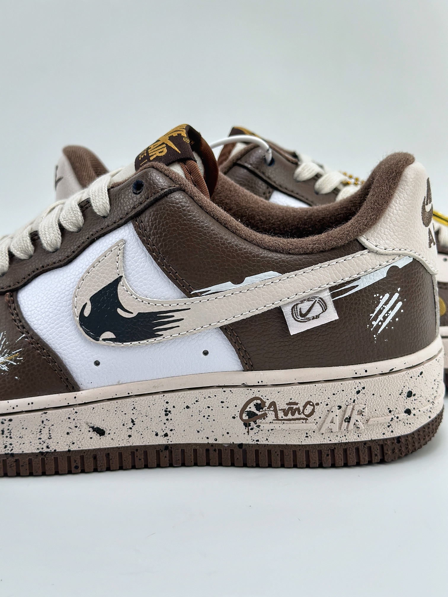 Nike Air Force 1 Low 07 定制 枪杀小熊 白棕 DB3301-770