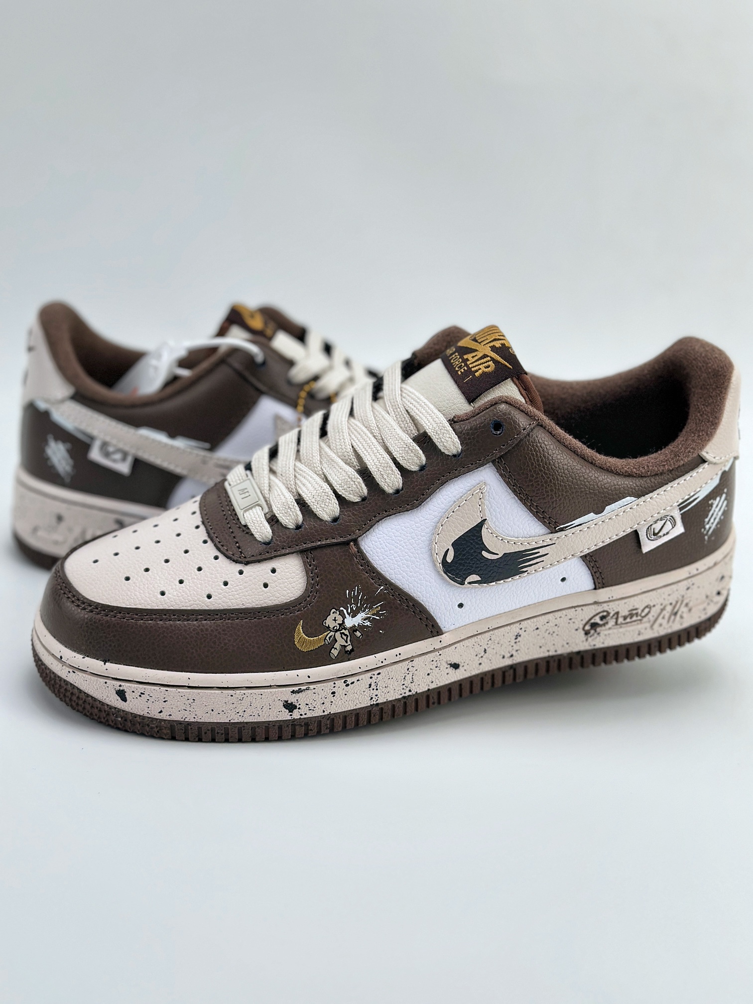 Nike Air Force 1 Low 07 定制 枪杀小熊 白棕 DB3301-770