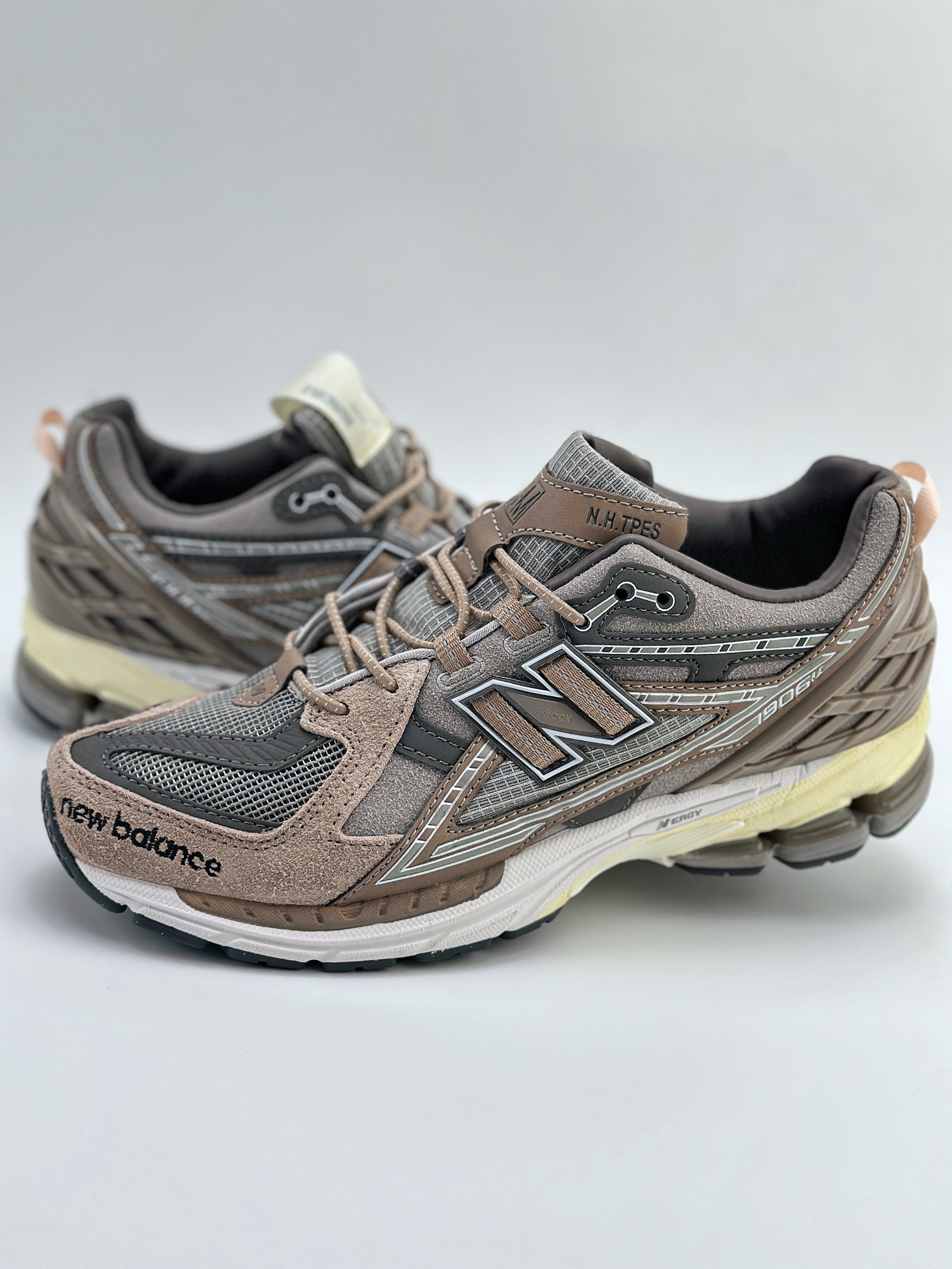 New Balance M1906系列 复古单品宝藏老爹鞋款  M1906NIH