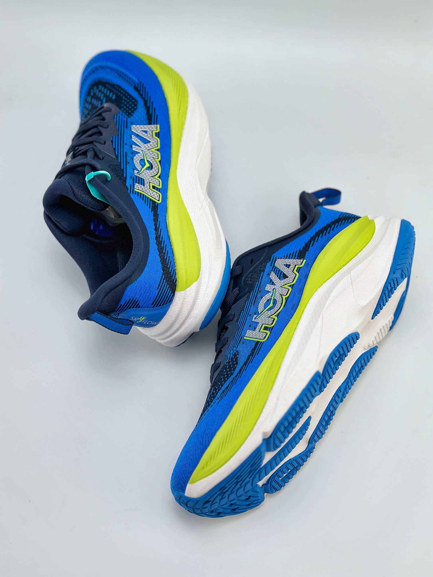 HOKA M SKYFLOW 低帮专业越野跑步鞋  1155111/VVYMT