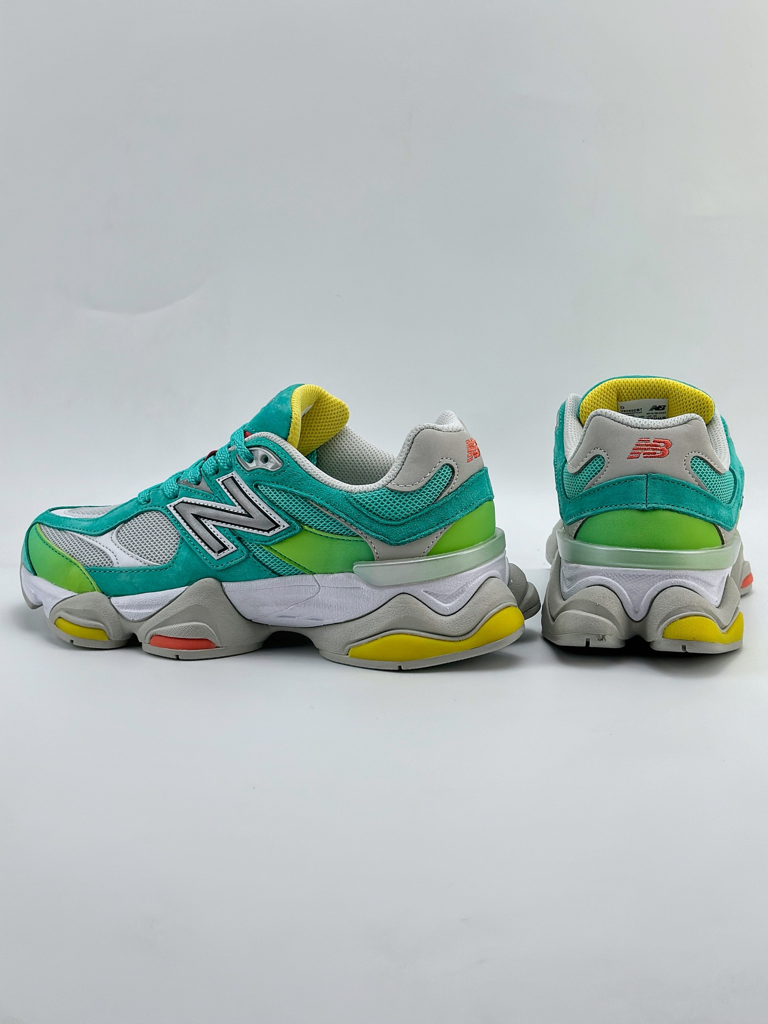 Joe Freshgoods x New Balance 版本 NB9060 联名款 复古休闲运动慢跑鞋 U9060DBT