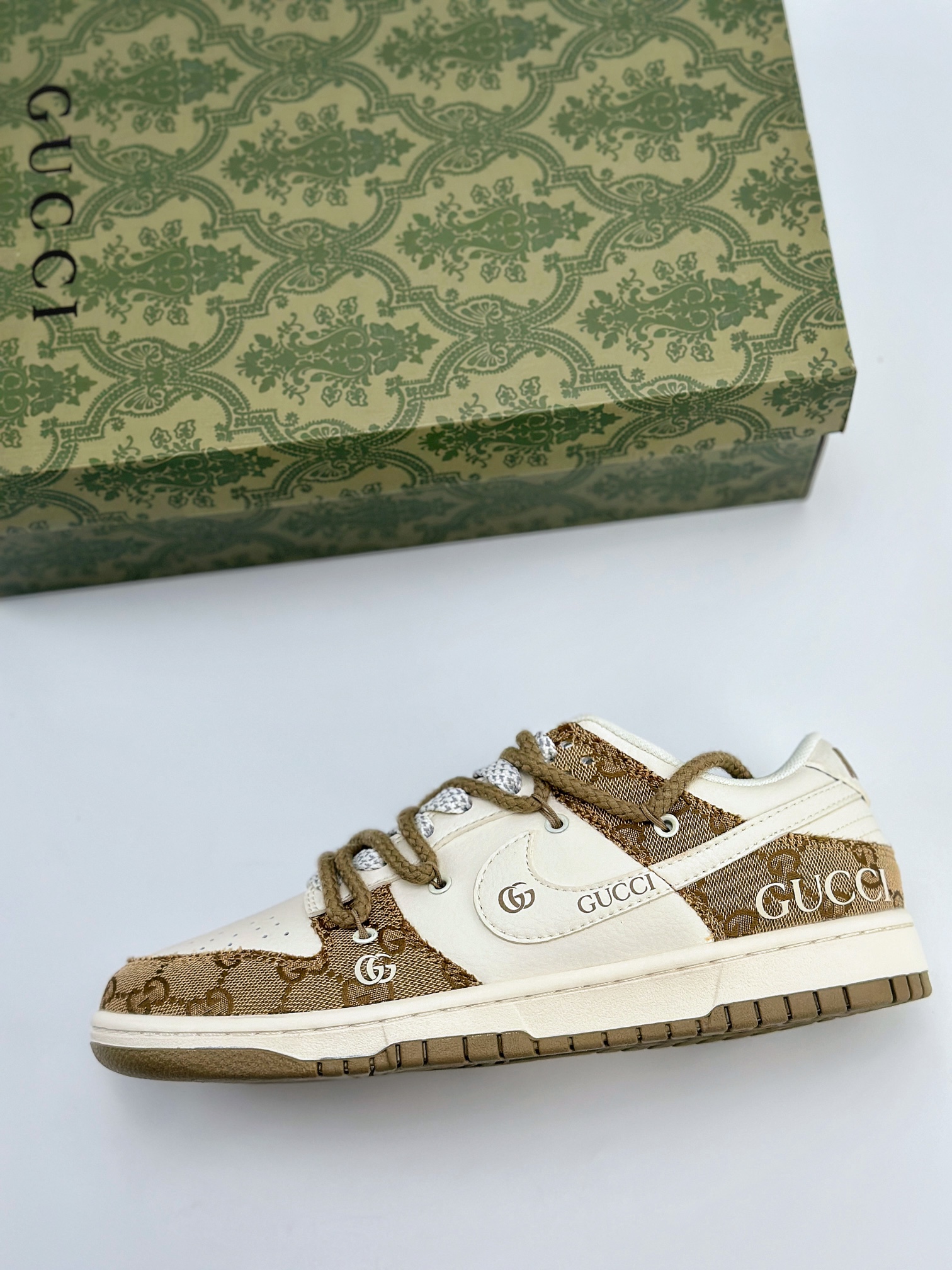 Nike SB Dunk Low x GUCCI 白棕绑带满天星 SJ2068-273