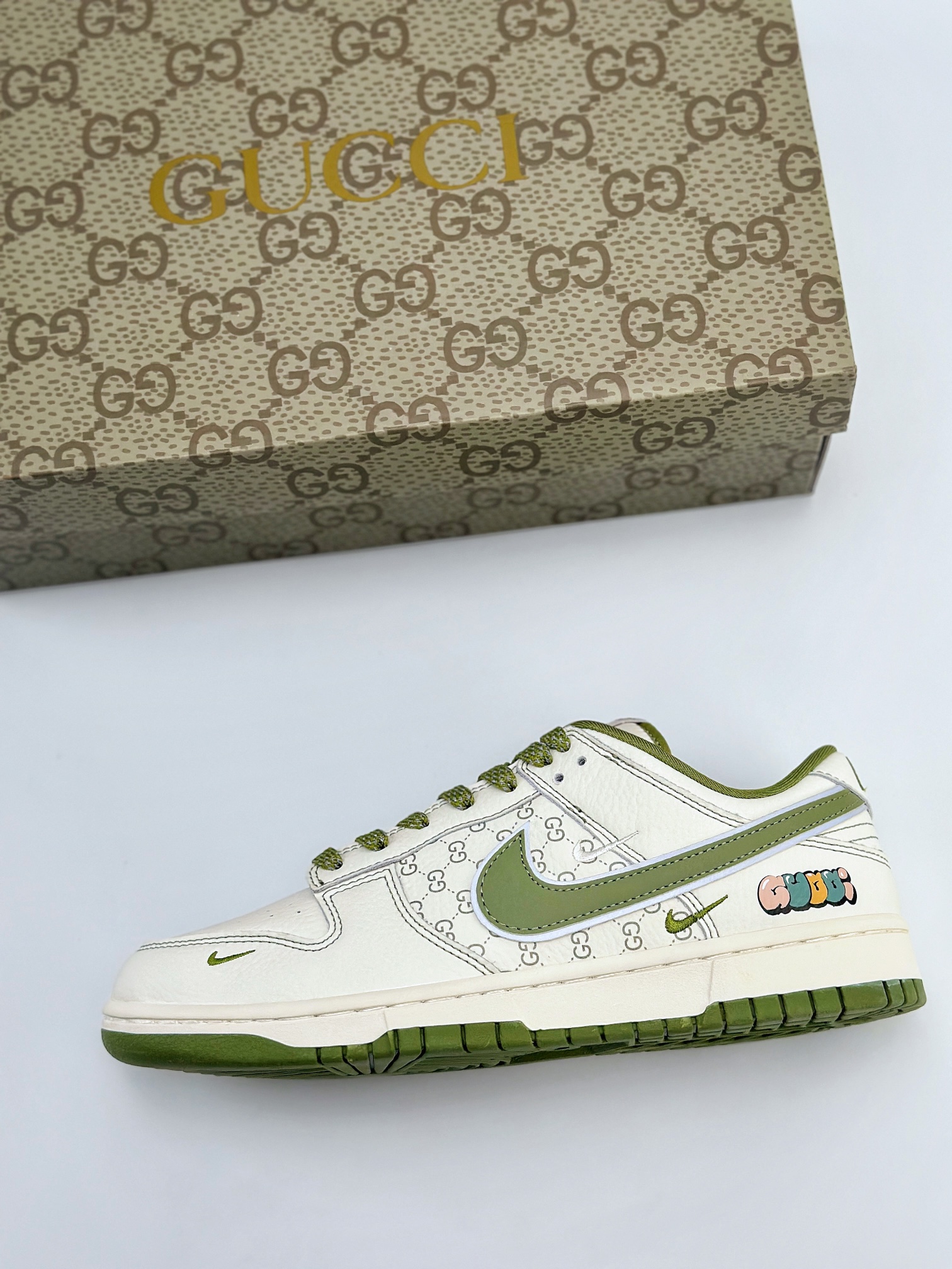 Nike SB Dunk Low x GUCCI 白绿三小钩 KK1888-006