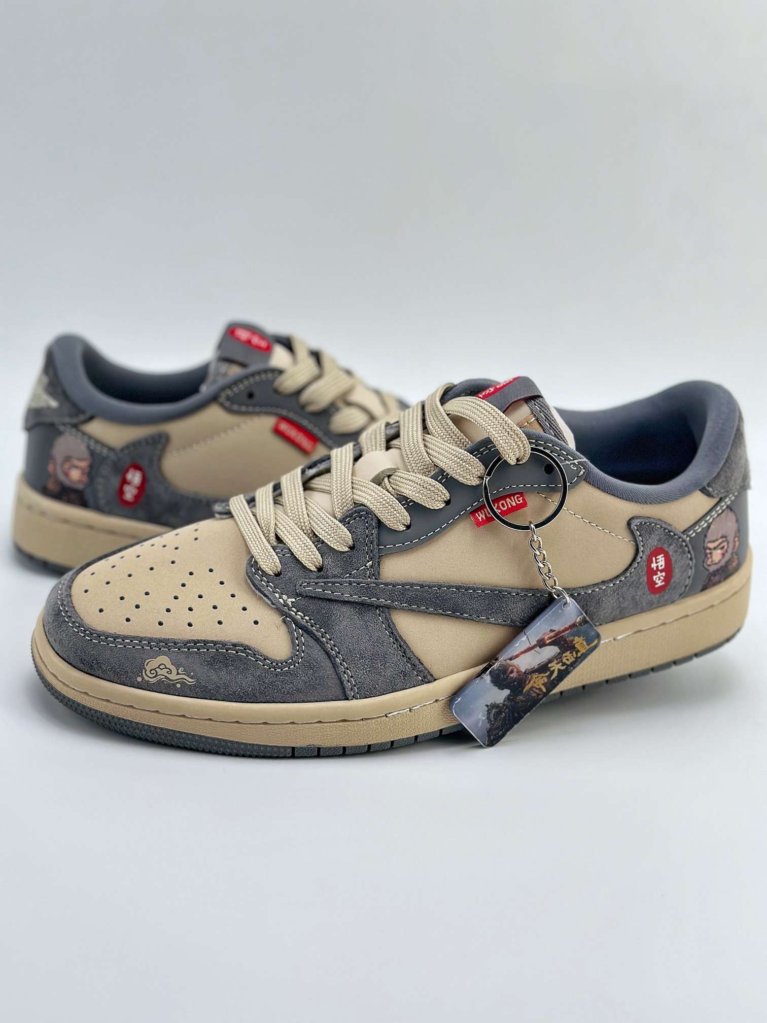 Travis Scott x Nike Air Jordan 1 Low 定制 黑神话悟空 Air Jordan 1 Low 反转沙黄深灰倒钩 CH6336-013