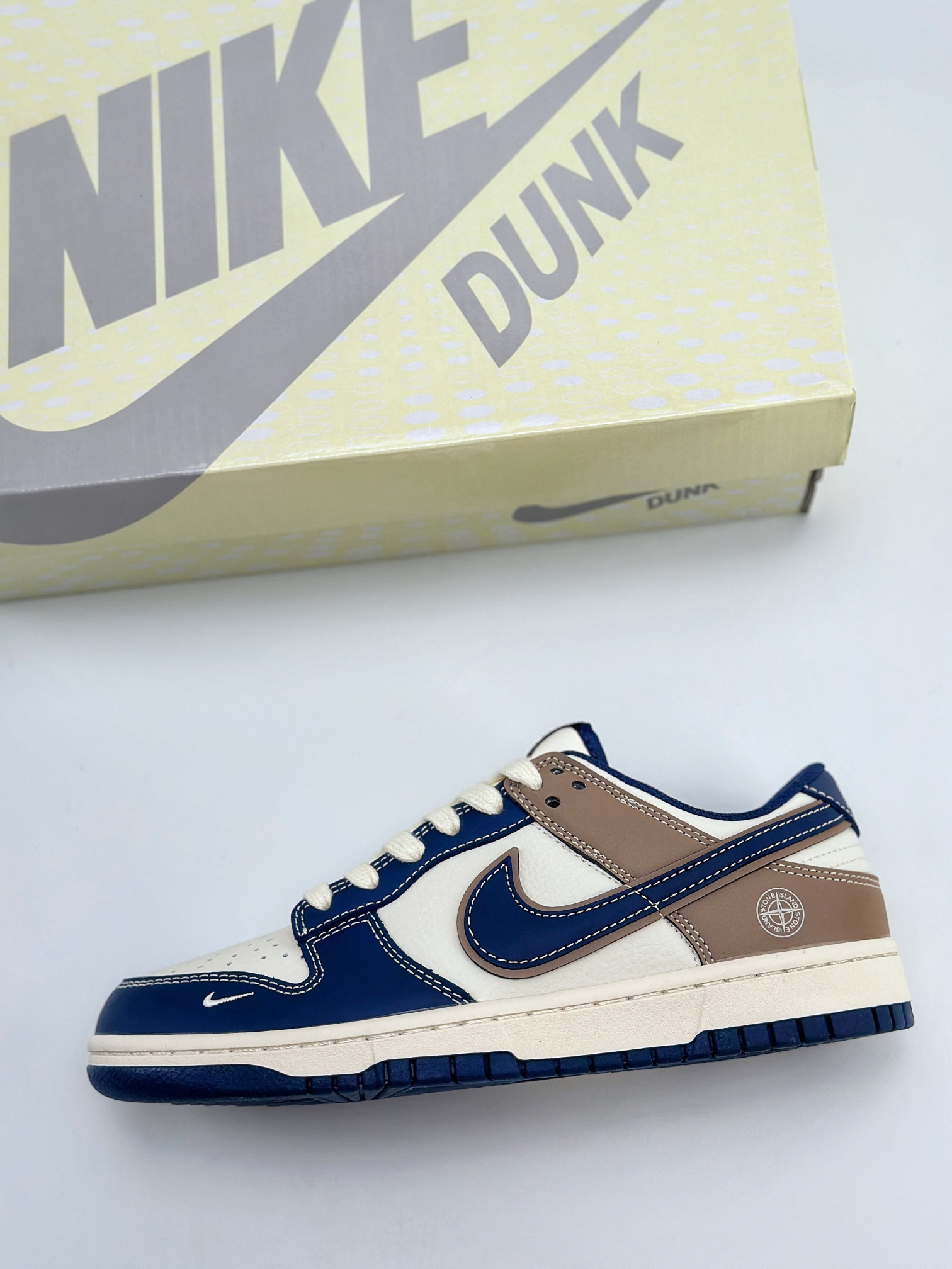 NIKE SB Dunk Low x Stone Island 米蓝棕  XX9917-017