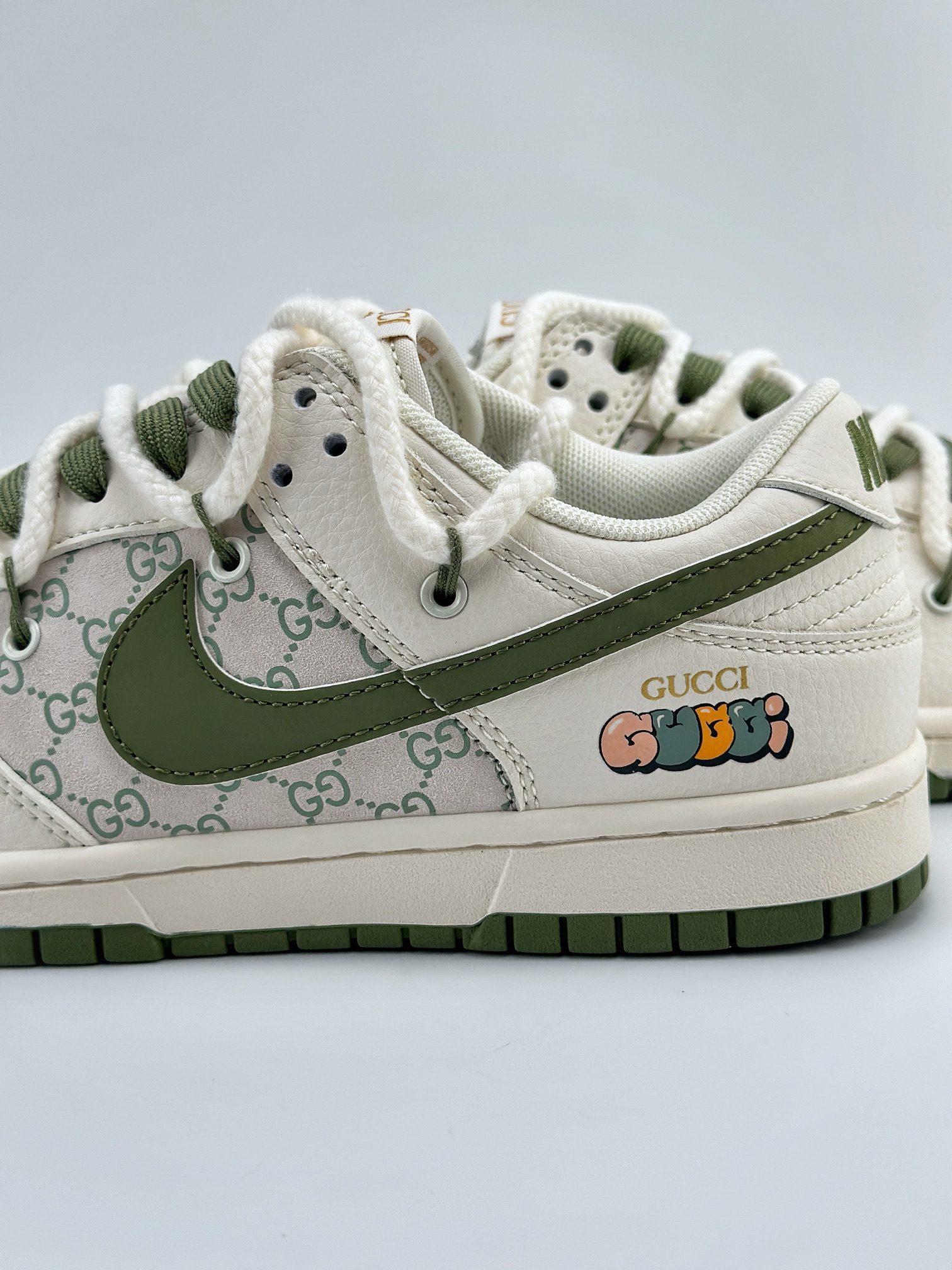 Nike SB Dunk Low x GUCCI 白绿小钩绑带 XX2025-918