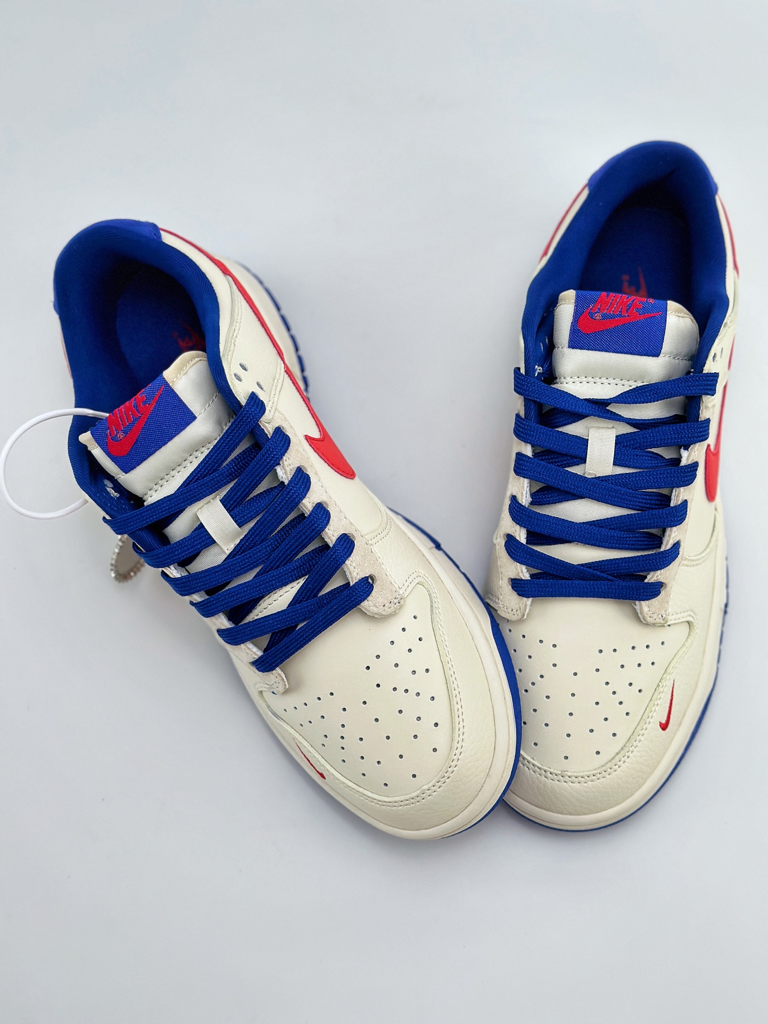 Nike SB Dunk Low x Champion 白蓝红小钩 KK1688-021