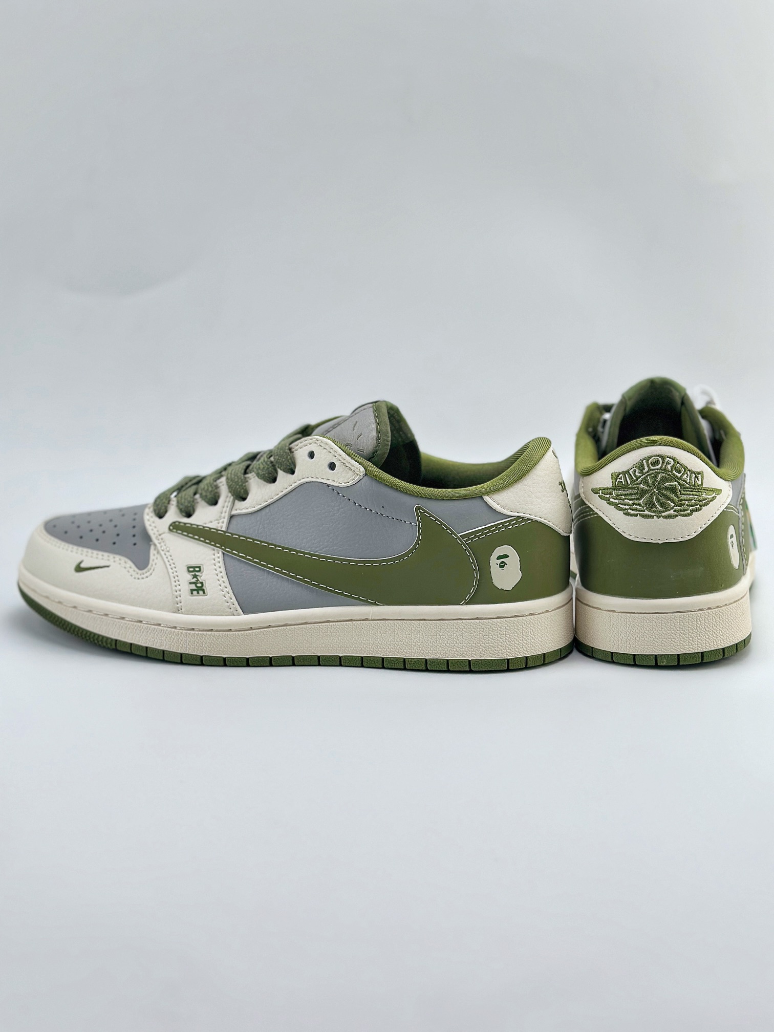 Travis Scott x Nike Air Jordan 1 Low x BAPE 白灰绿  BB6511-621