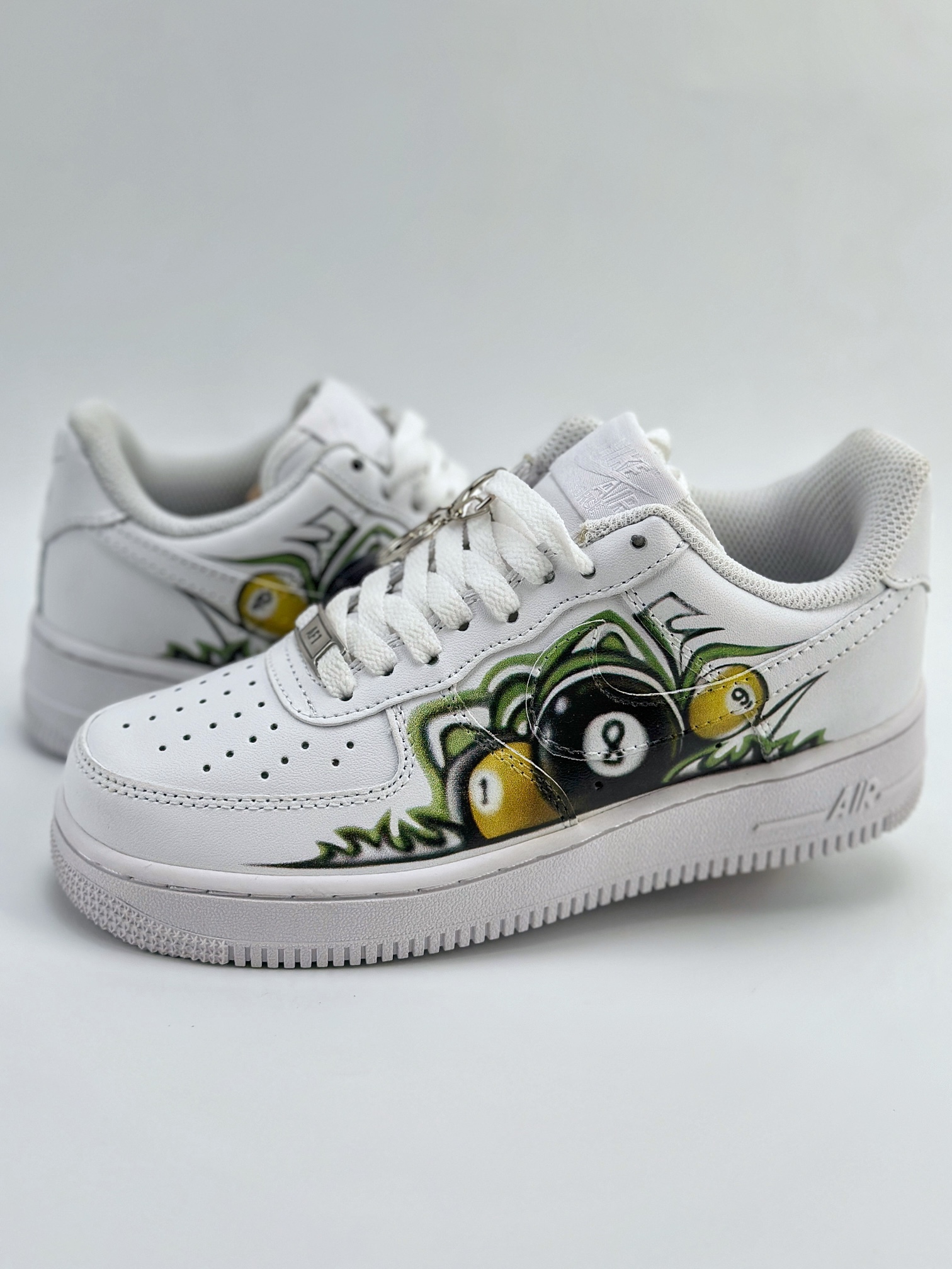 Nike Air Force 1 Low 07 涂鸦 台球黑8  FV3654-111