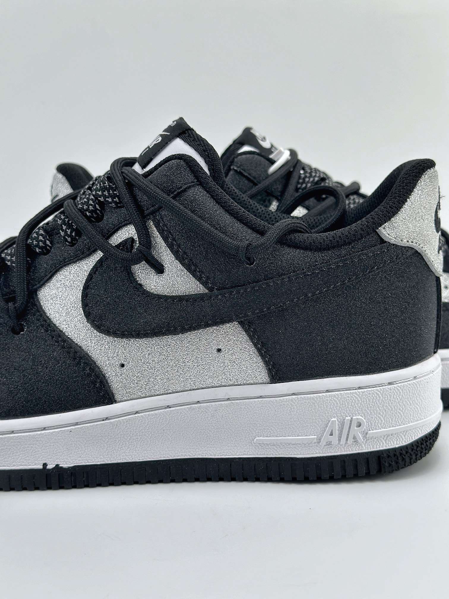 Nike Air Force 1 Low 07 黑银满天星绑带  ZH0316-033