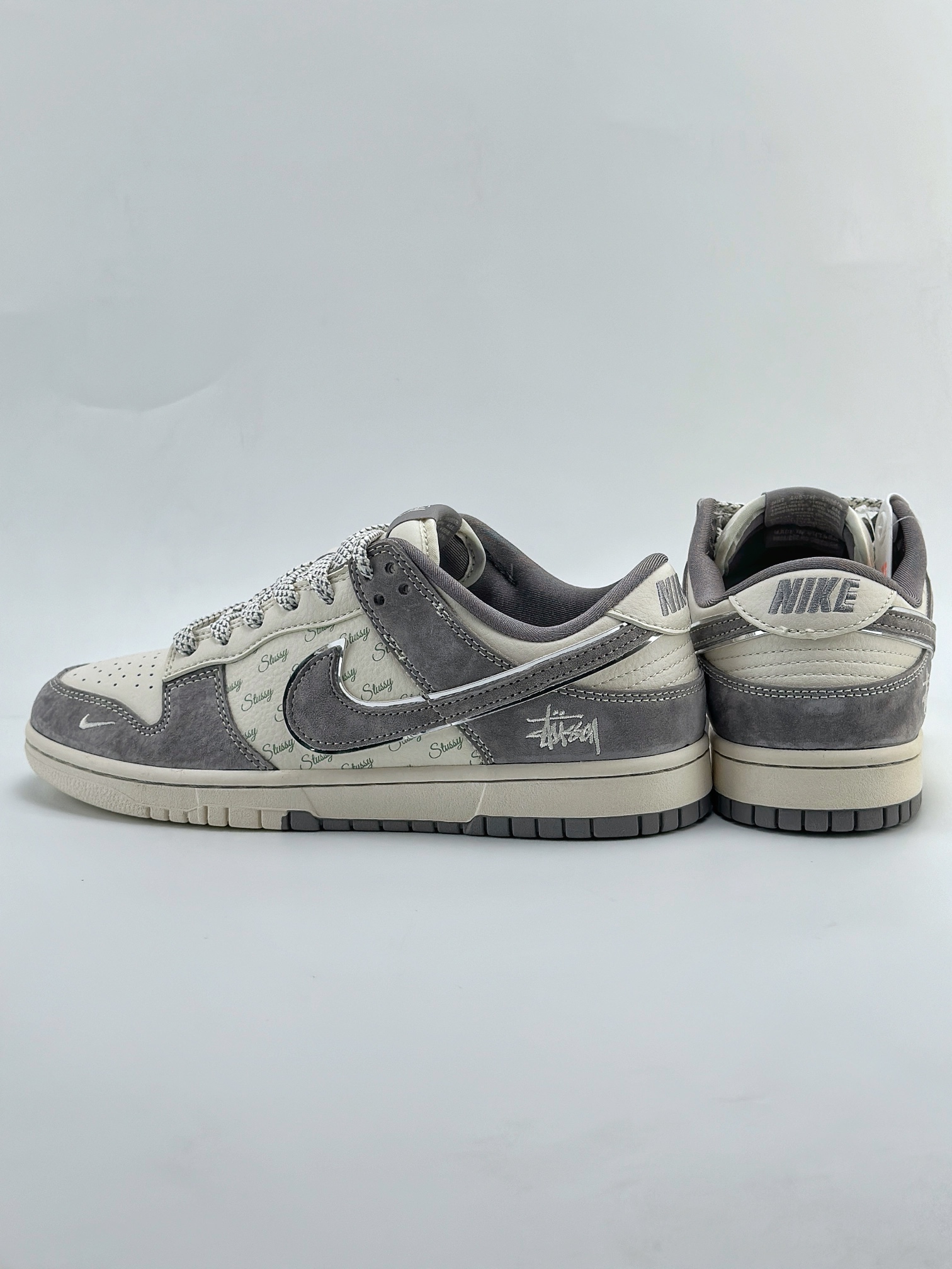 Nike SB Dunk Low x Stussy 米灰翻毛满天星  CF3688-016