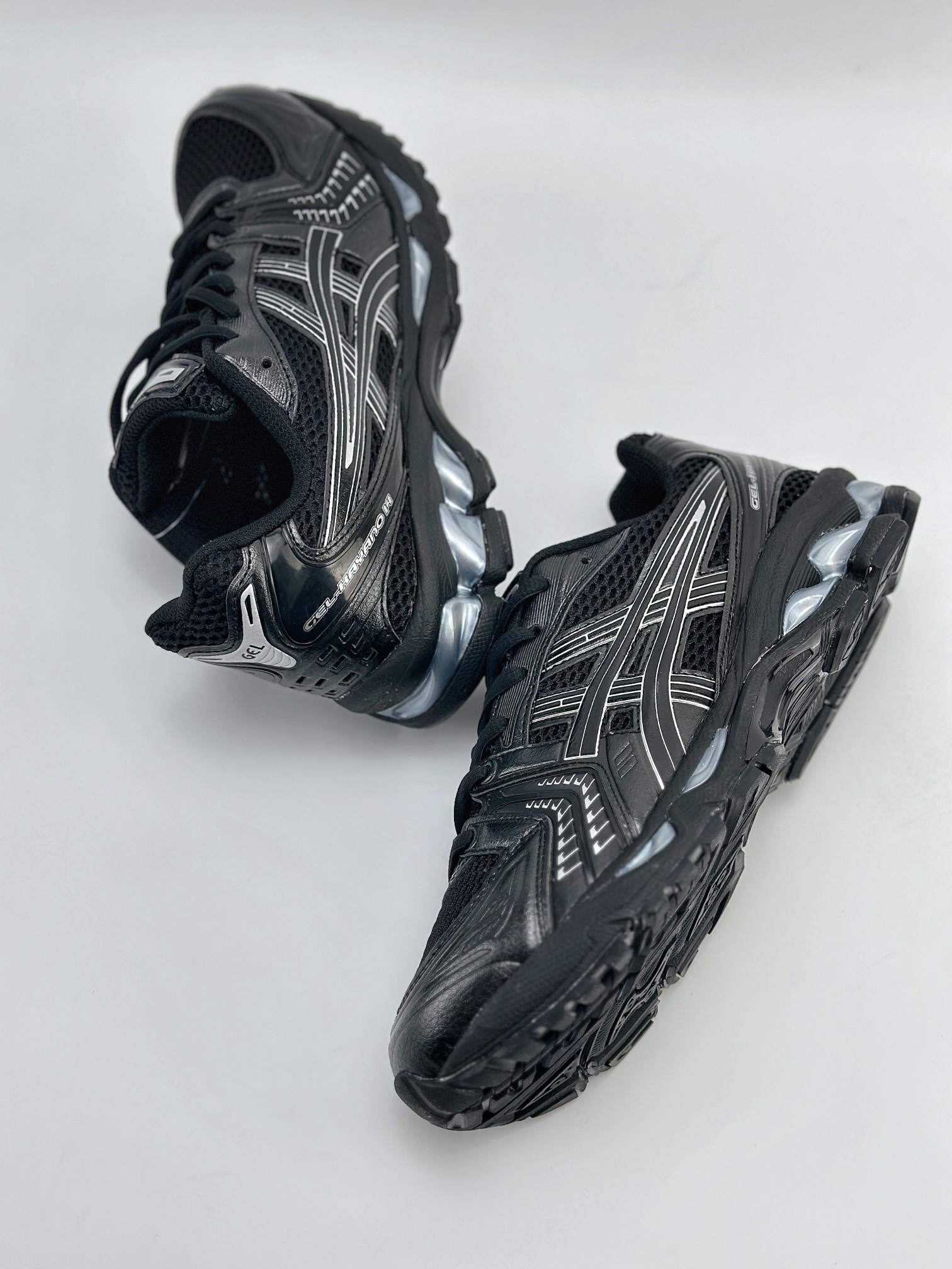 Asics Gel-Kayano 14 版本 亚瑟士运动休闲透气专业跑鞋  1201A019-006