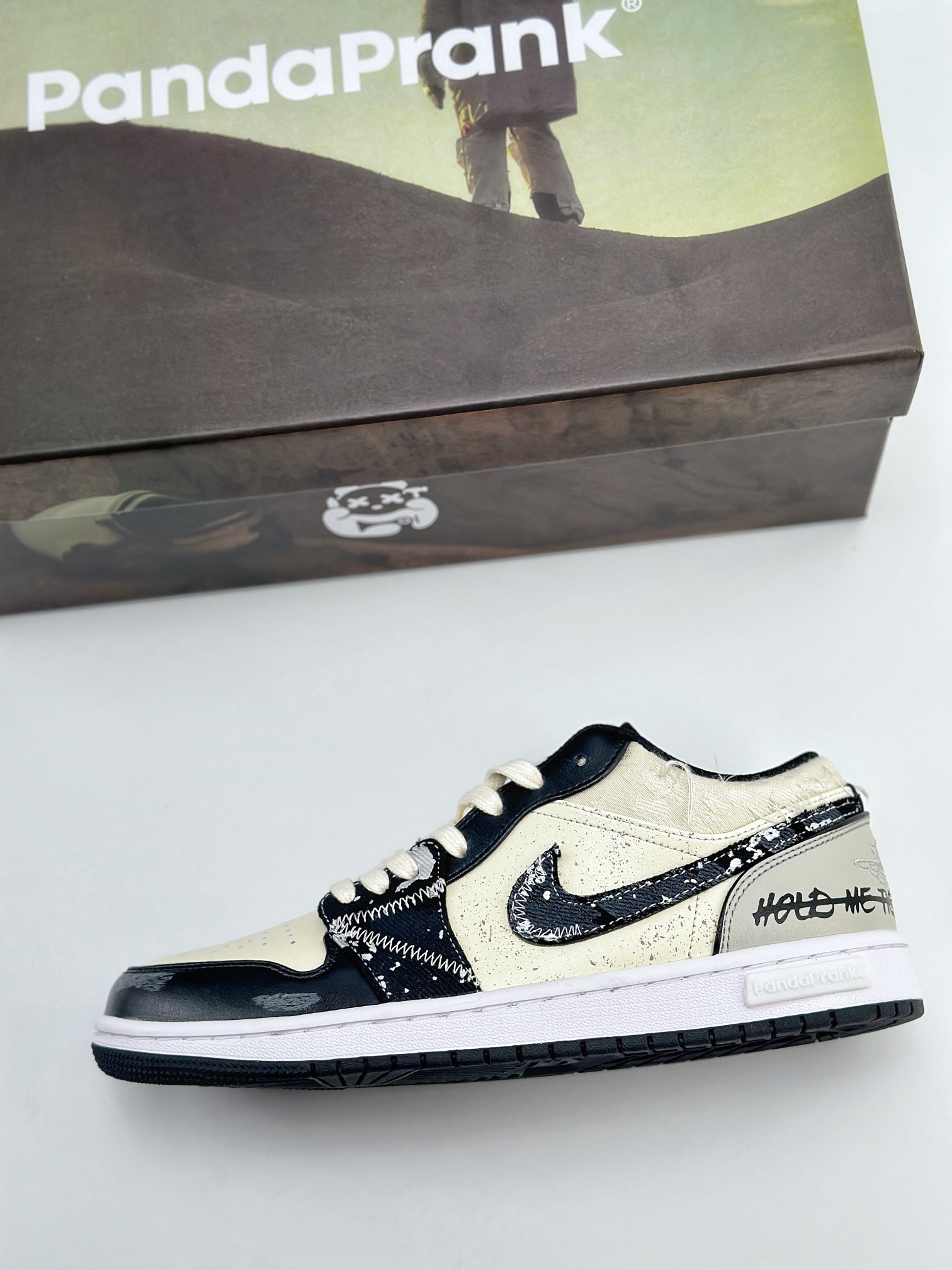 Air Jordan 1 Low 熊猫恶作剧 宇宙探索 星际迷航 黑白  553558-132