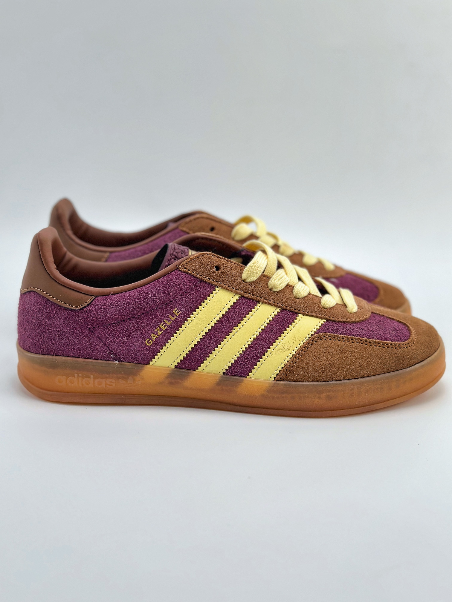 adid Originals Gazelle INdoor 三叶草休闲防滑耐磨低帮板鞋   JI0324