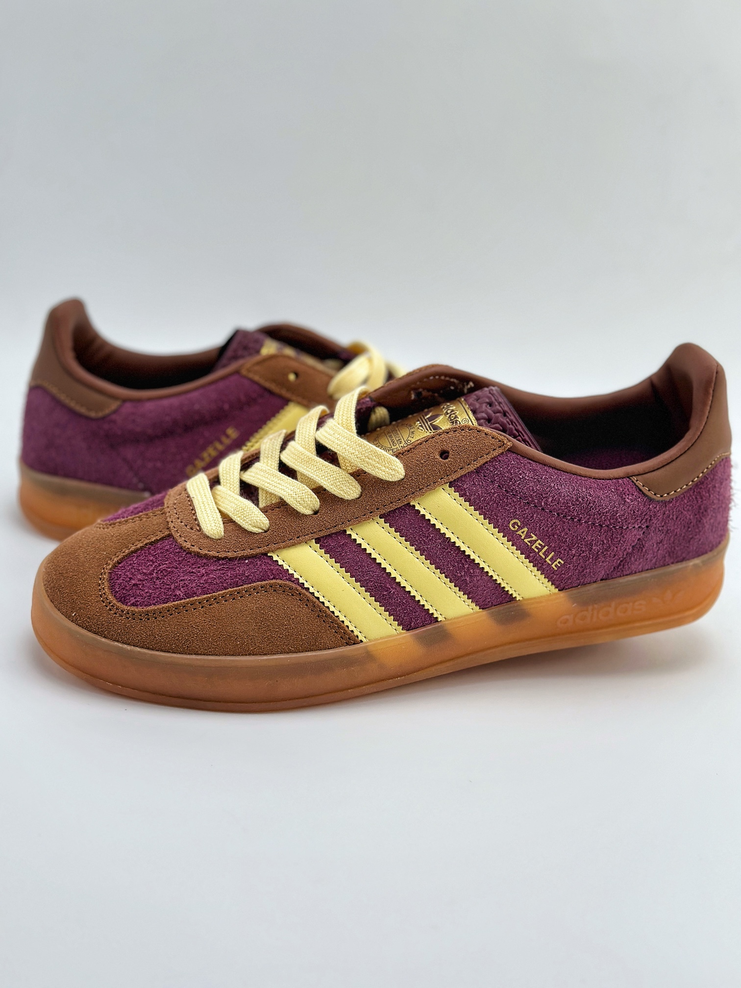 adid Originals Gazelle INdoor 三叶草休闲防滑耐磨低帮板鞋   JI0324