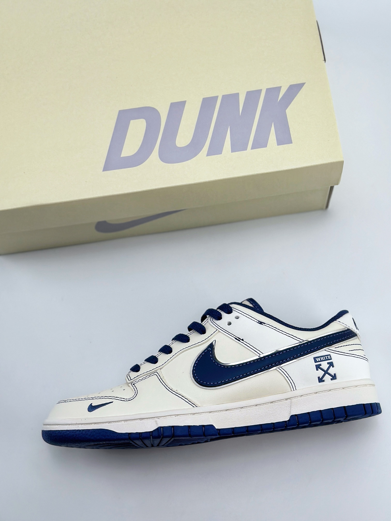 Nike SB Dunk Low x OFF-WHITE 白蓝小钩  DJ2024-011