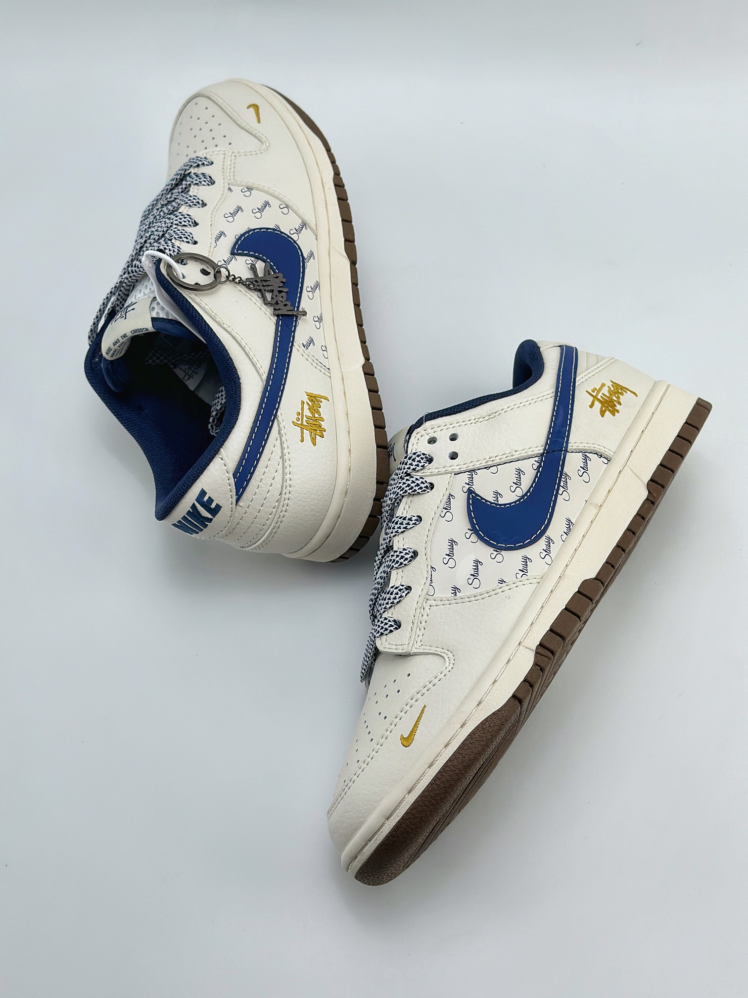 Nike SB Dunk Low x Stussy 米蓝金小钩满天星  XY1688-011