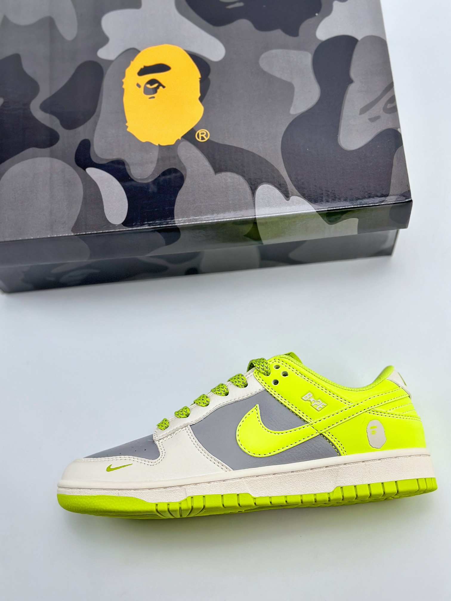 Nike SB Dunk Low x BAPE 白灰绿小钩满天星  BB8969-005