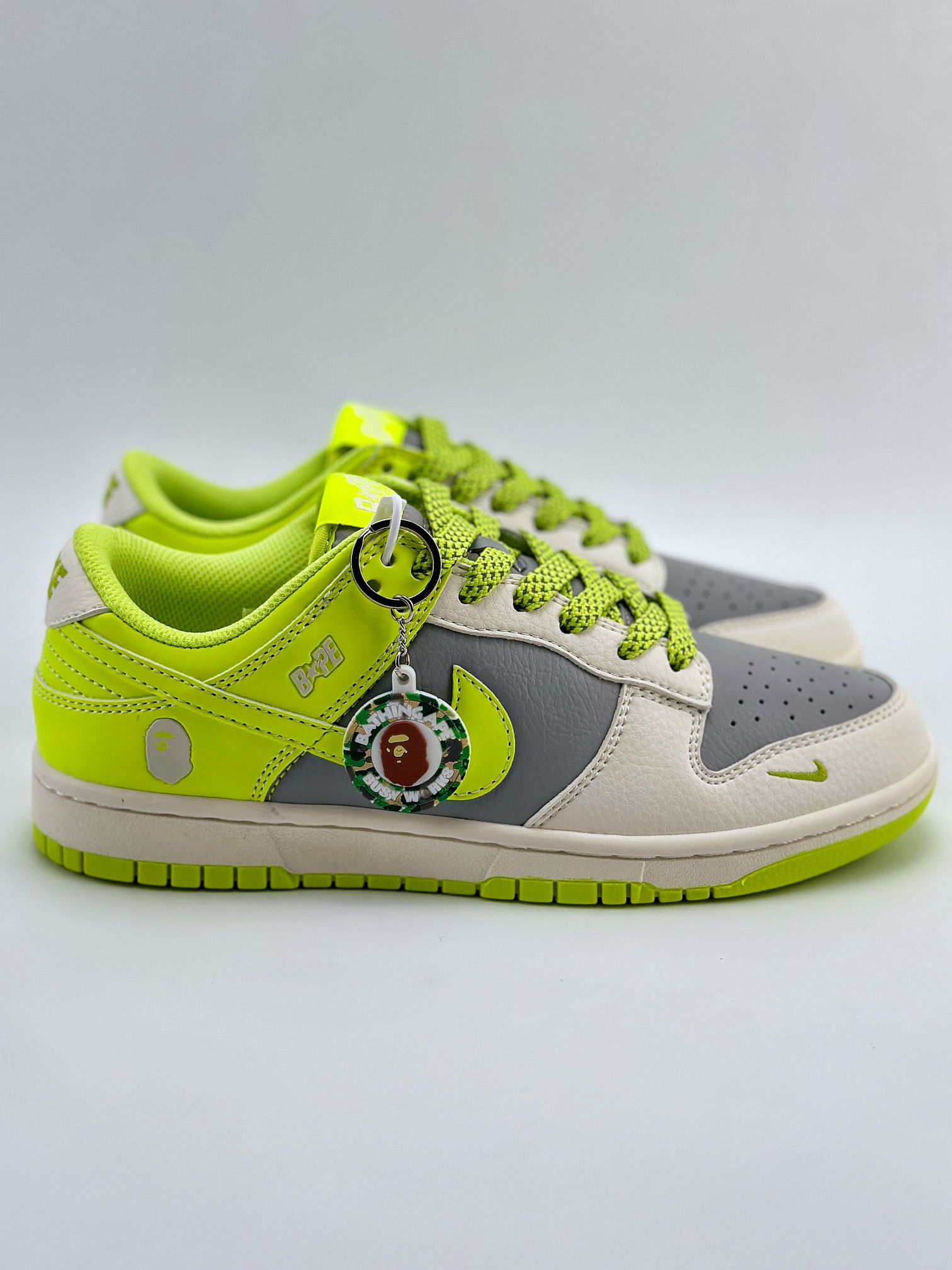 Nike SB Dunk Low x BAPE 白灰绿小钩满天星  BB8969-005