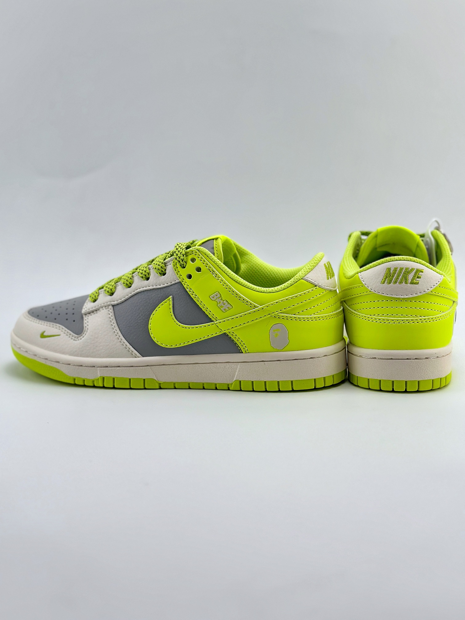 Nike SB Dunk Low x BAPE 白灰绿小钩满天星  BB8969-005