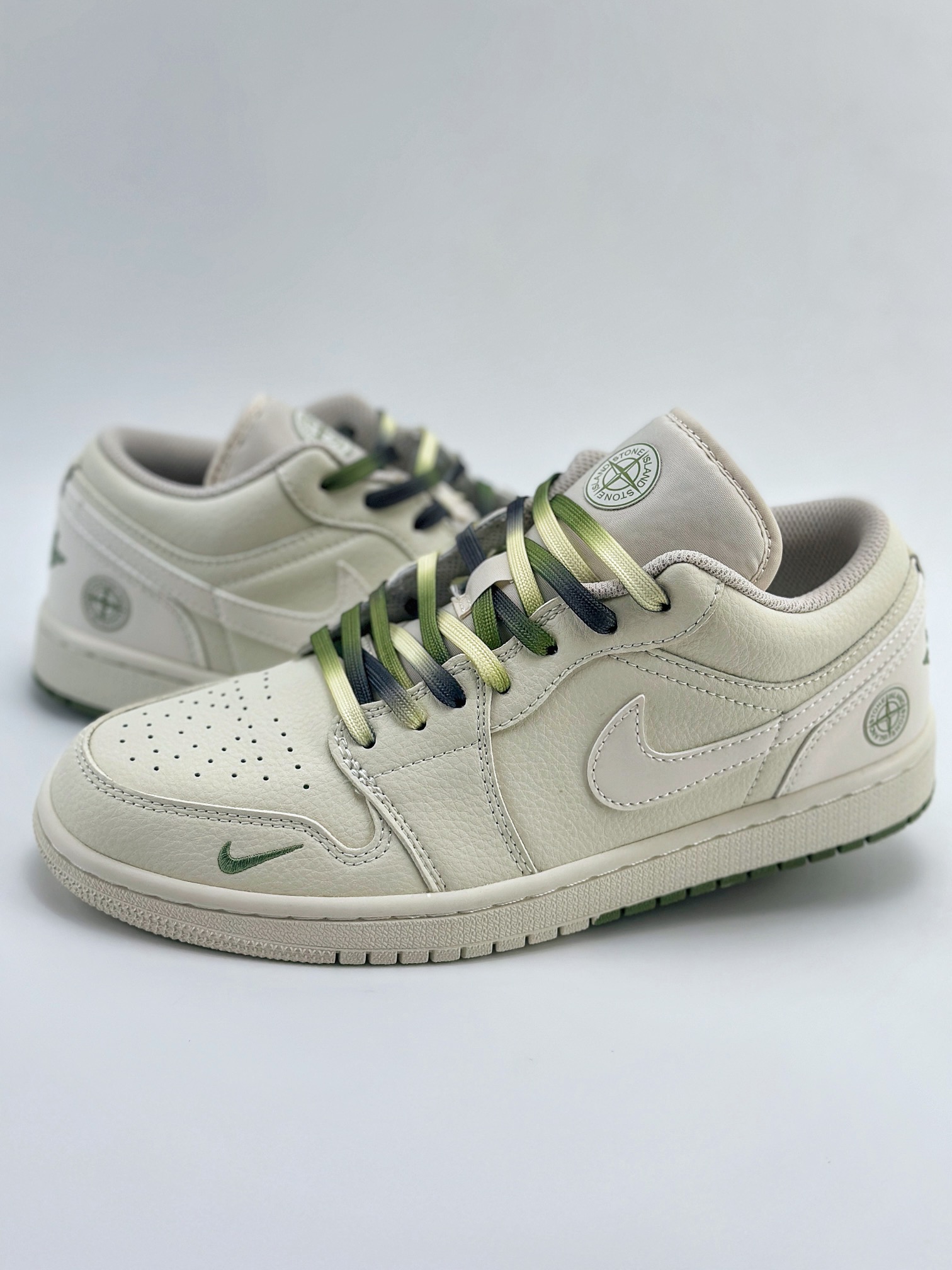 Air Jordan 1 Retro Low x Stone Island 白绿小钩  DC2024-029