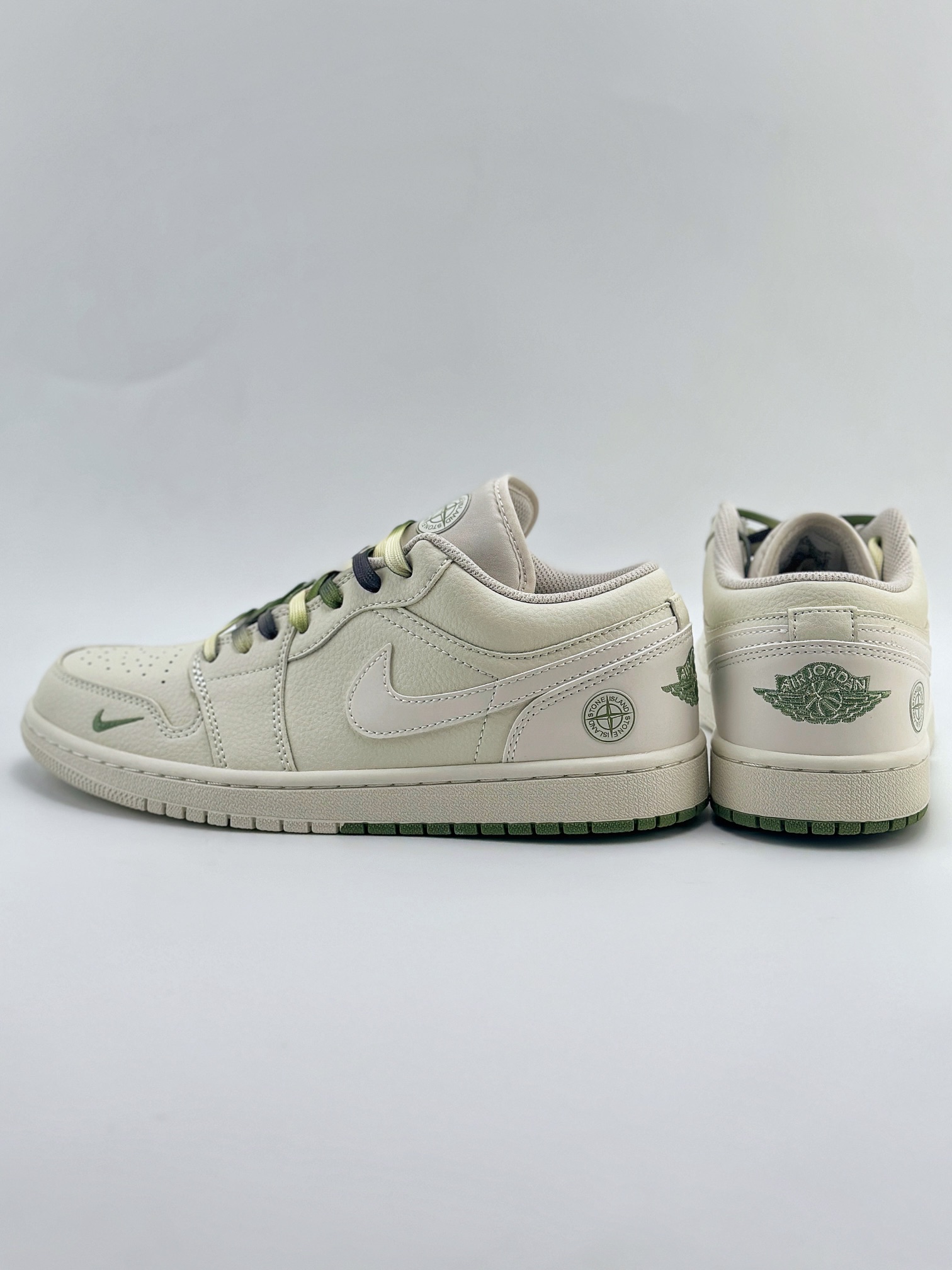 Air Jordan 1 Retro Low x Stone Island 白绿小钩  DC2024-029