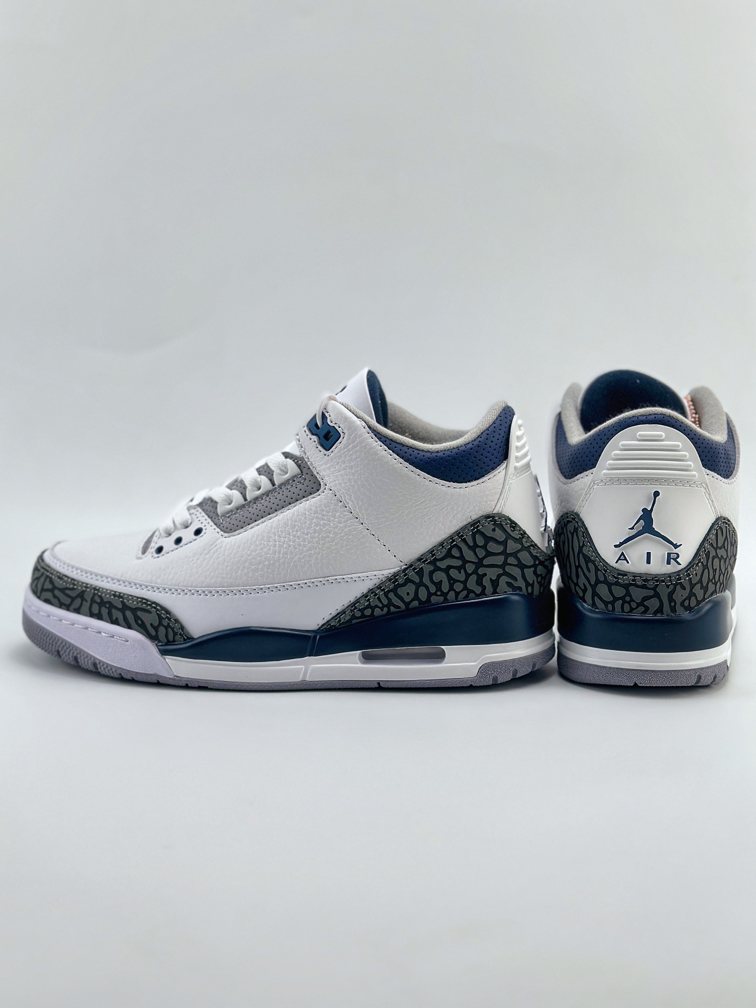 Air Jordan 3 Retro 白蓝 CT8532-140