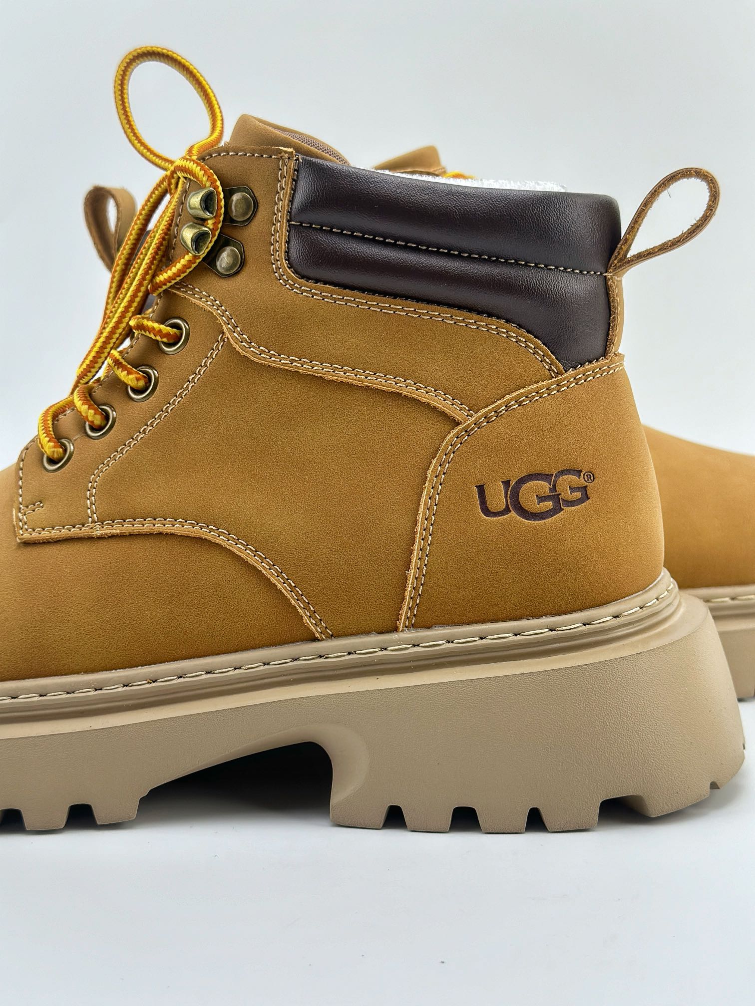 新货UGG M Tasman Weather Hybrid UGG 2024秋冬新品 塔斯曼混合系列中帮厚底轻量休闲马丁靴