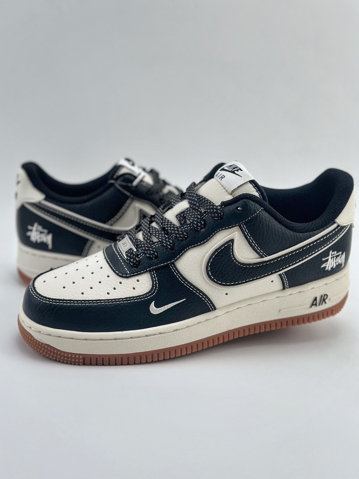 Nike Air Force 1 Low 07 x Stussy 黑白小钩满天星 XZ9688-001