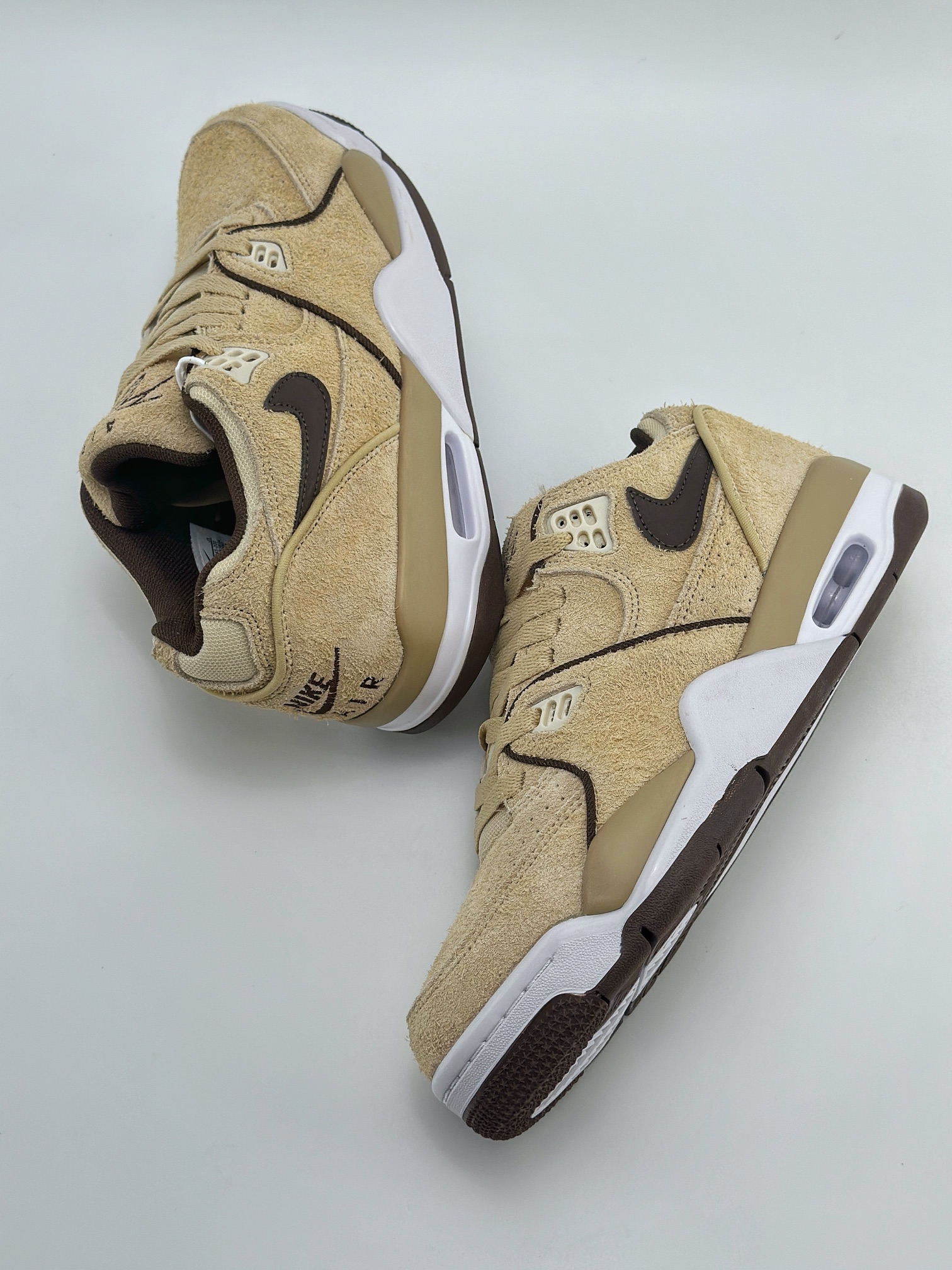 Nike Air Flight 89 ”Khaki Suede” 卡其色皮革高帮复古篮球鞋 FZ3045-200