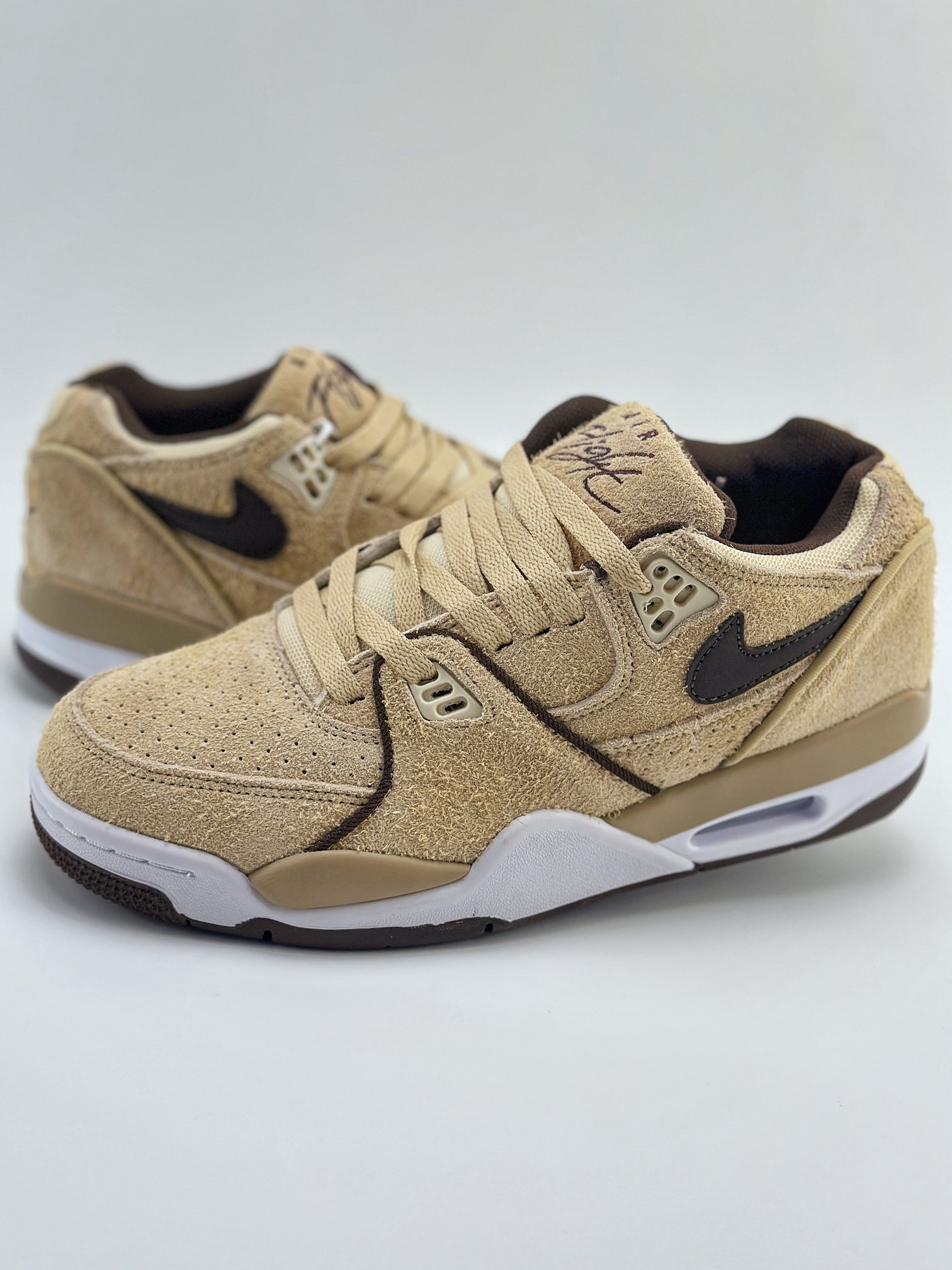 Nike Air Flight 89 ”Khaki Suede” 卡其色皮革高帮复古篮球鞋 FZ3045-200