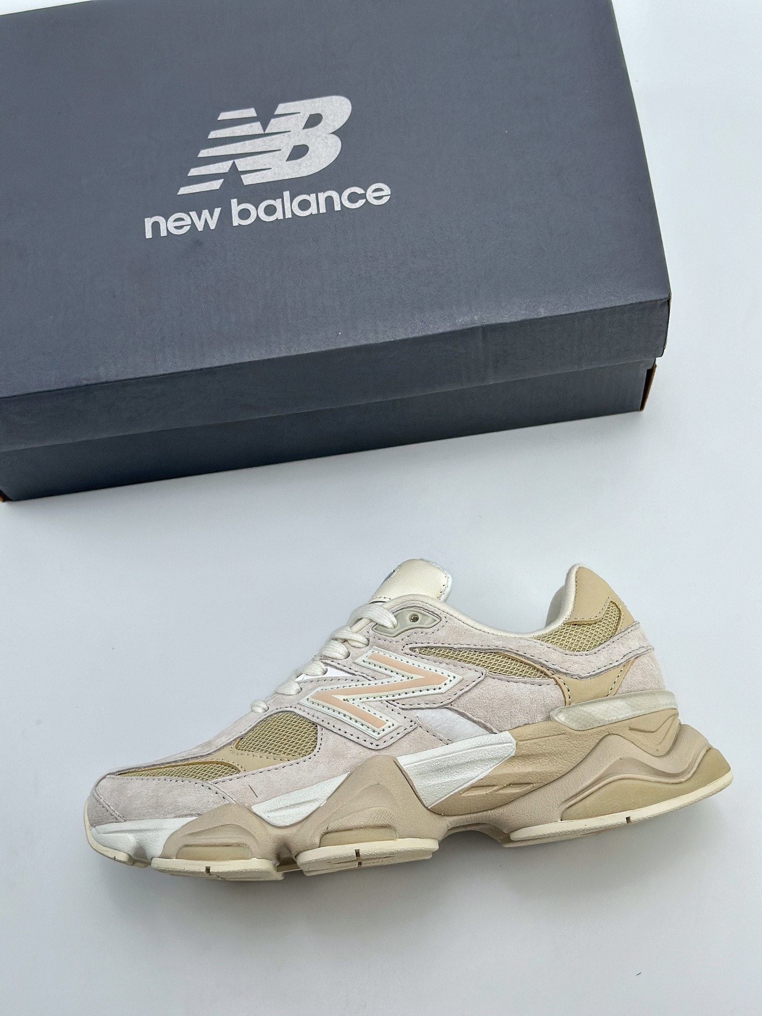 Joe Freshgoods x New Balance 版本 NB9060 联名款 复古休闲运动慢跑鞋 U9060SS