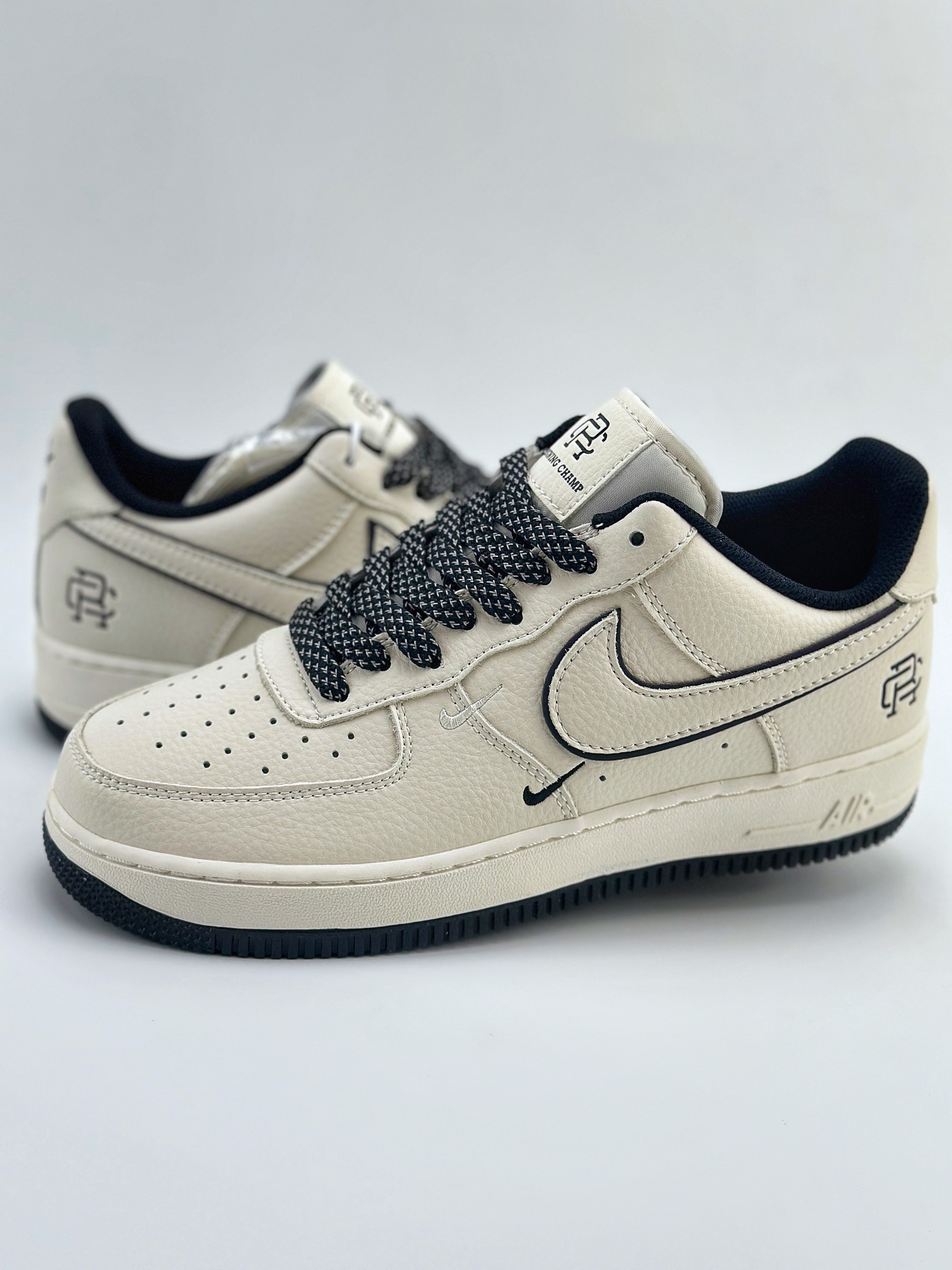 Nike Air Force 1 Low 07 x Reigning Champ 米白双钩满天星 RC2369-171