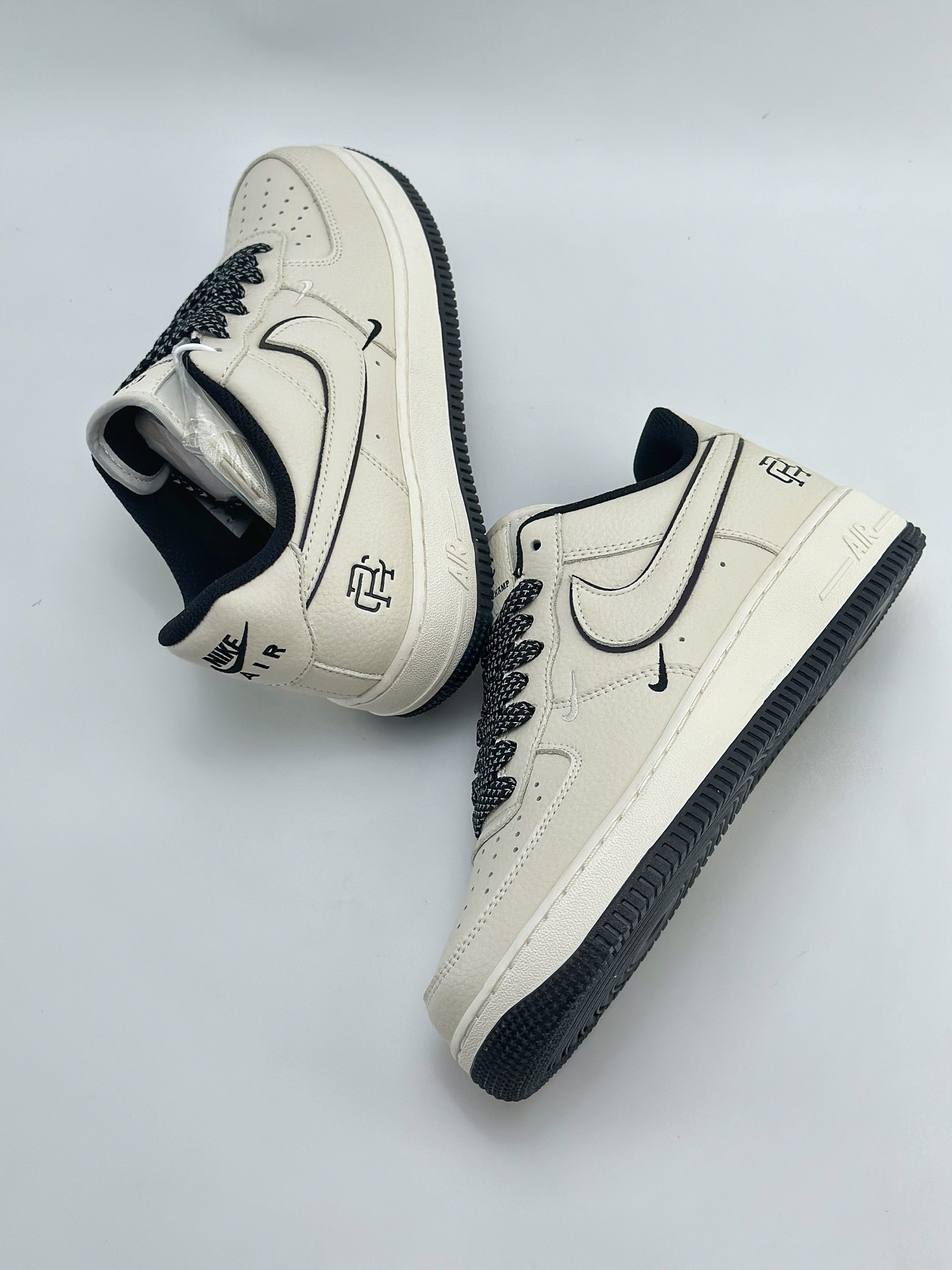 Nike Air Force 1 Low 07 x Reigning Champ 米白双钩满天星 RC2369-171