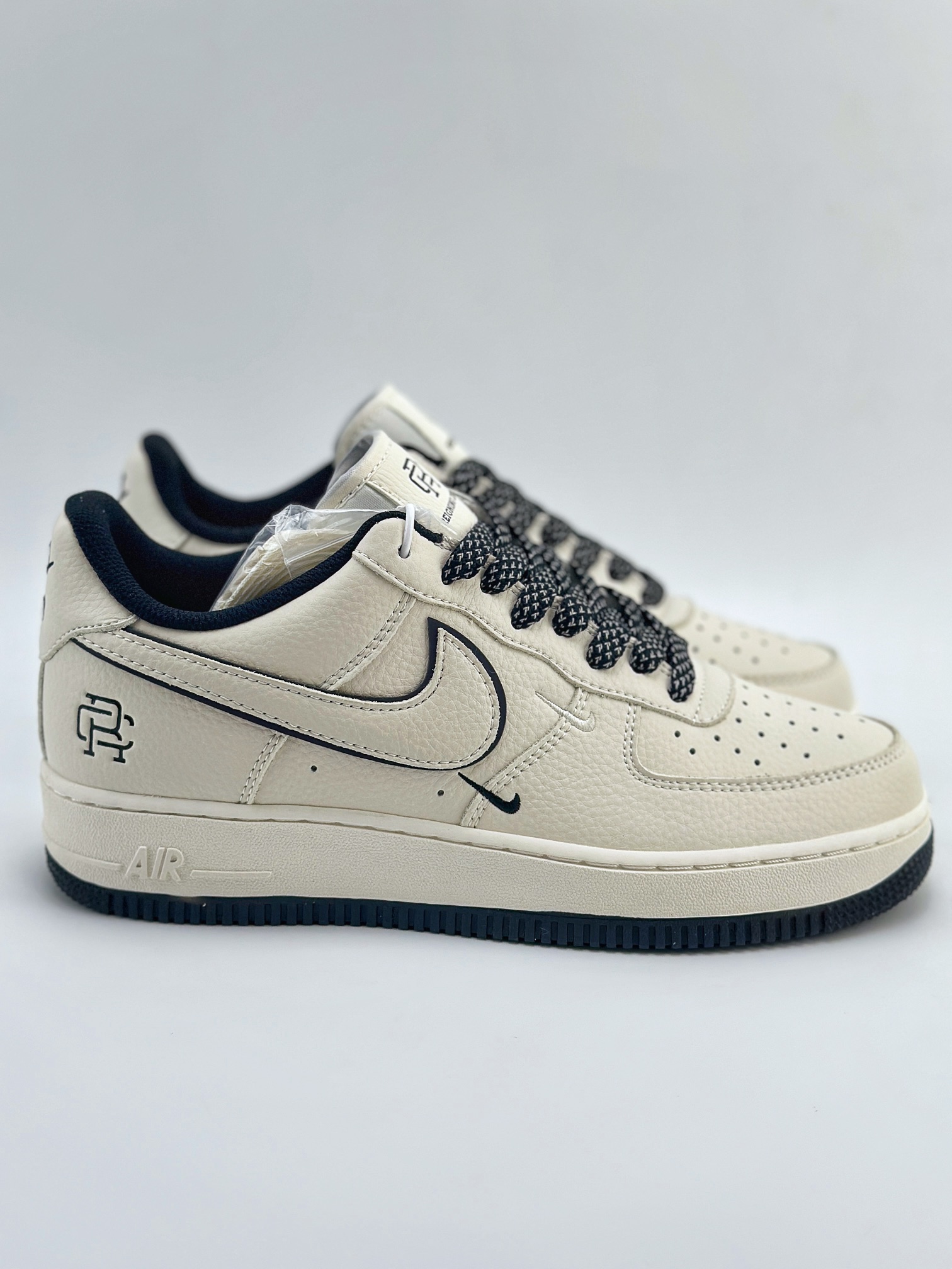 Nike Air Force 1 Low 07 x Reigning Champ 米白双钩满天星 RC2369-171