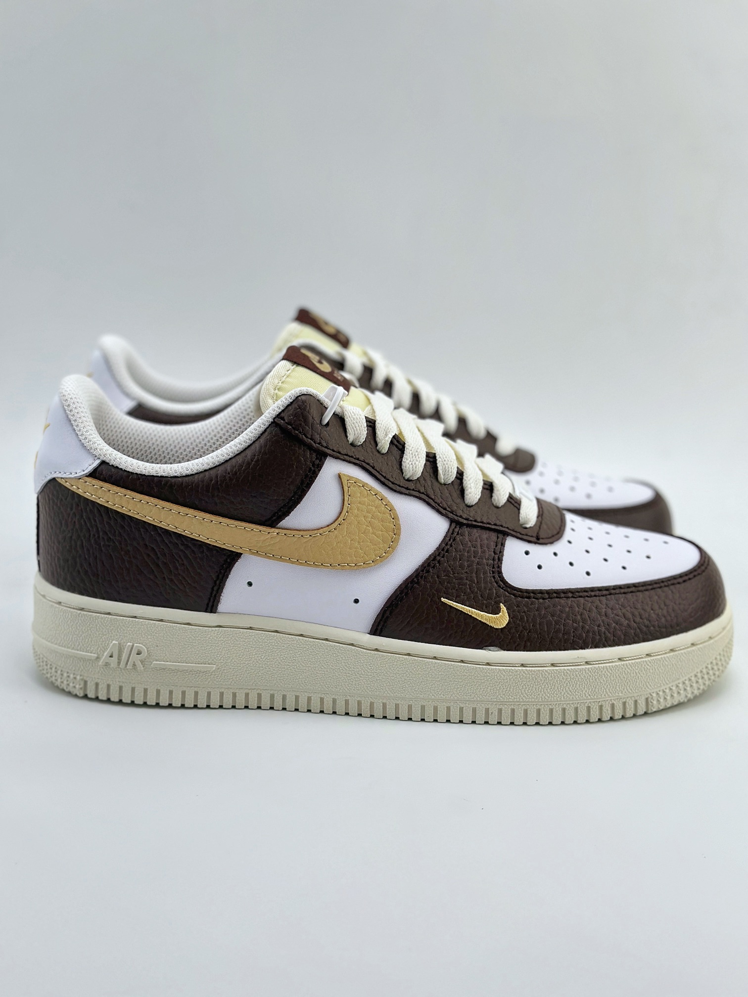 Nike Air Force 1 Low 07 Next Nature 白黄棕 HM9656-001