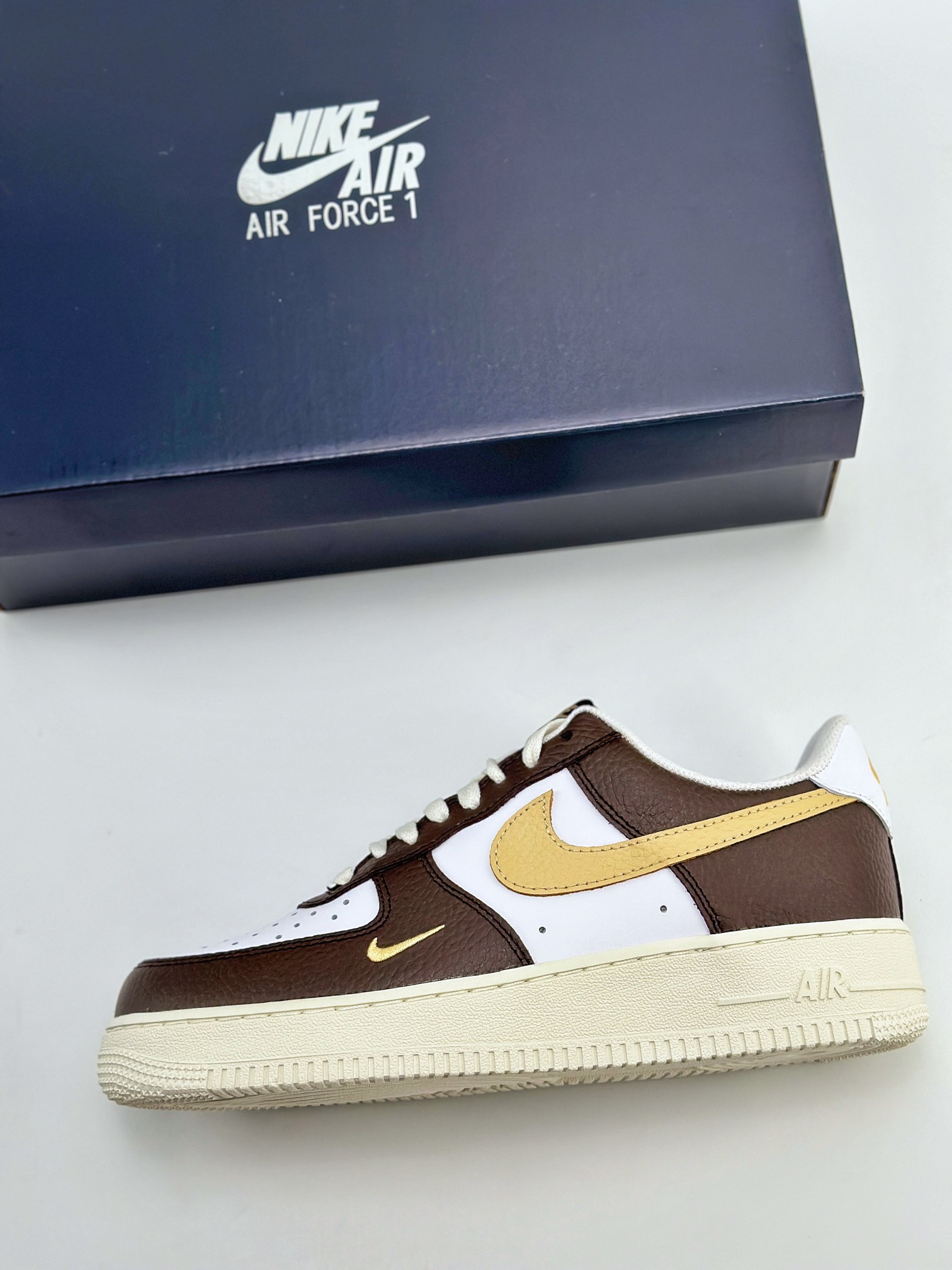 Nike Air Force 1 Low 07 Next Nature 白黄棕 HM9656-001