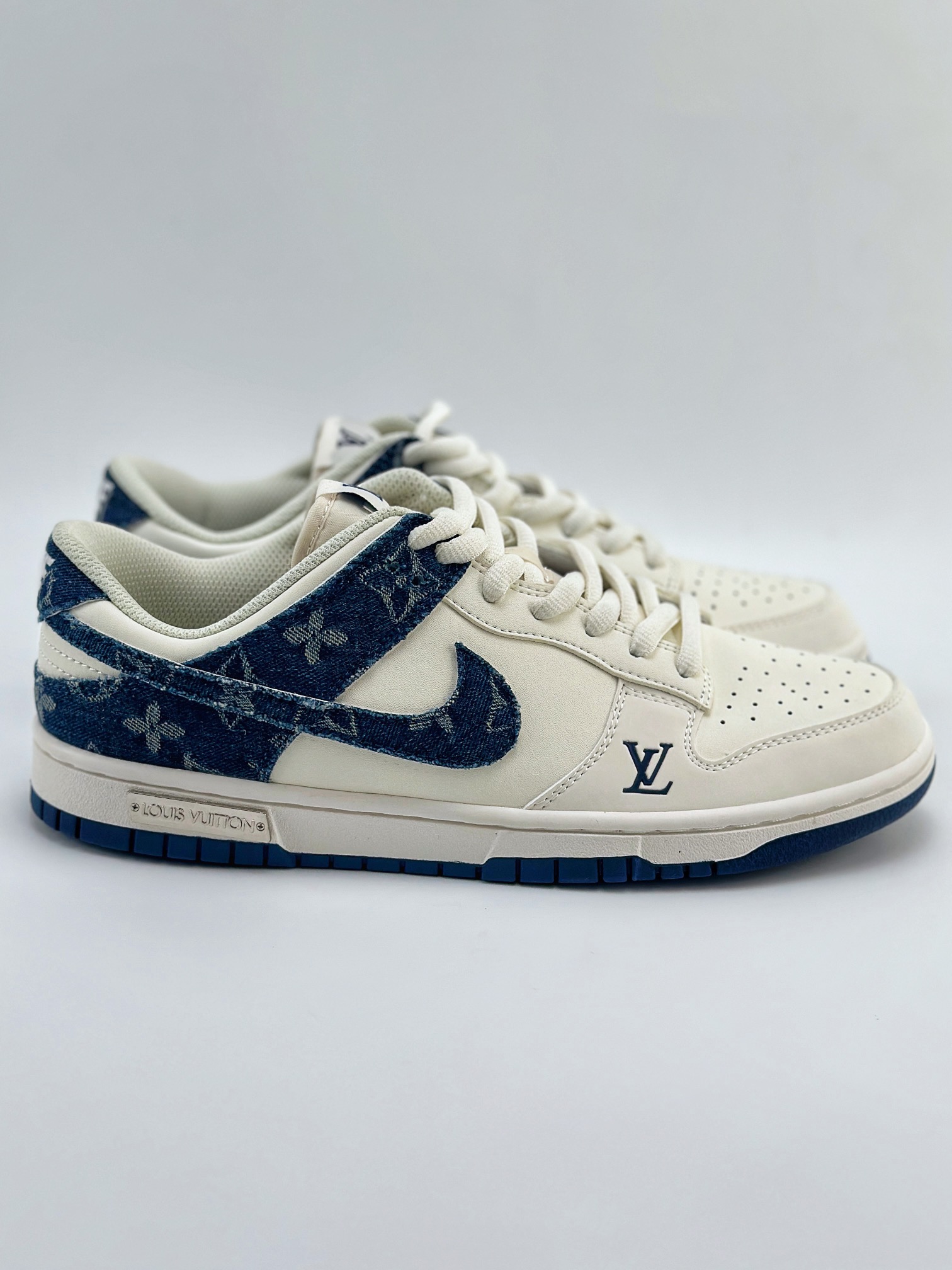 Nike SB Dunk Low x Louis Vuitton 白蓝牛仔 DJ2024-008