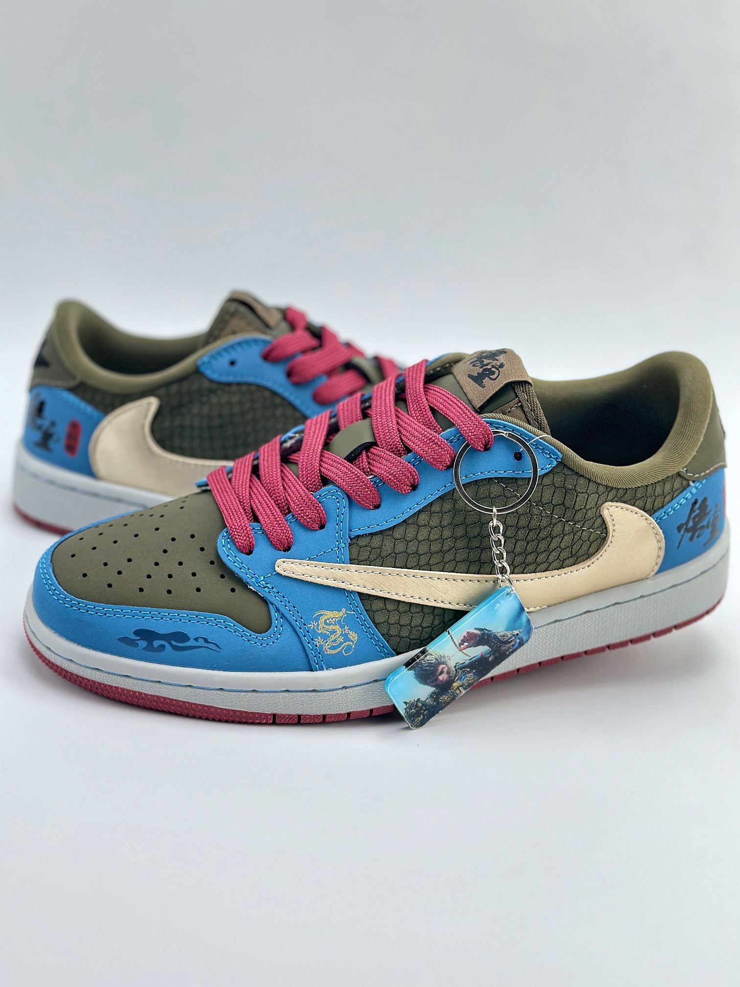 Travis Scott x Nike Air Jordan 1 Low x 黑神话悟空 直面天命 蓝黄绿 Air Jordan 1 Low 反转蓝黄绿倒钩 CH6336-015