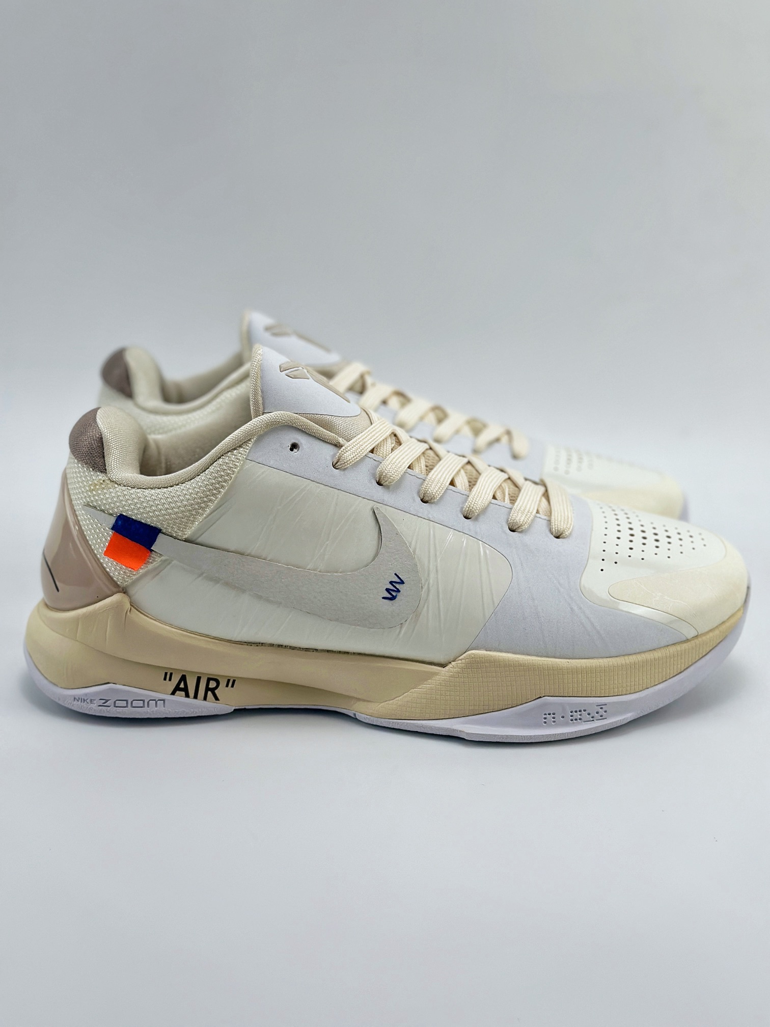 科比五代 NK Zoom Kobe 5 x Off-White 联名 纯原生产线出品 DB4796-101