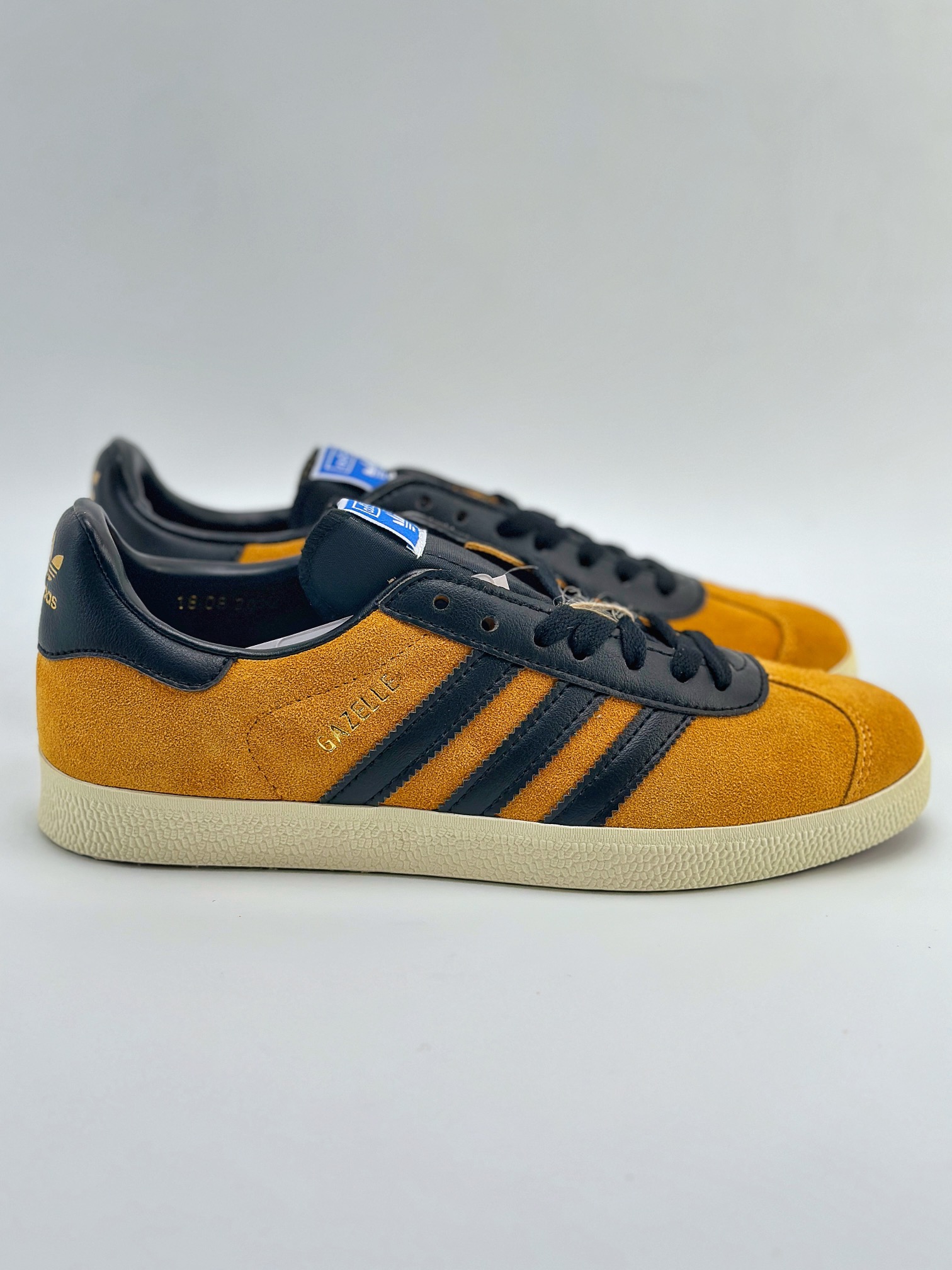 adidas Originals Gazelle 黄黑 三叶草休闲防滑耐磨低帮板鞋 JP5283