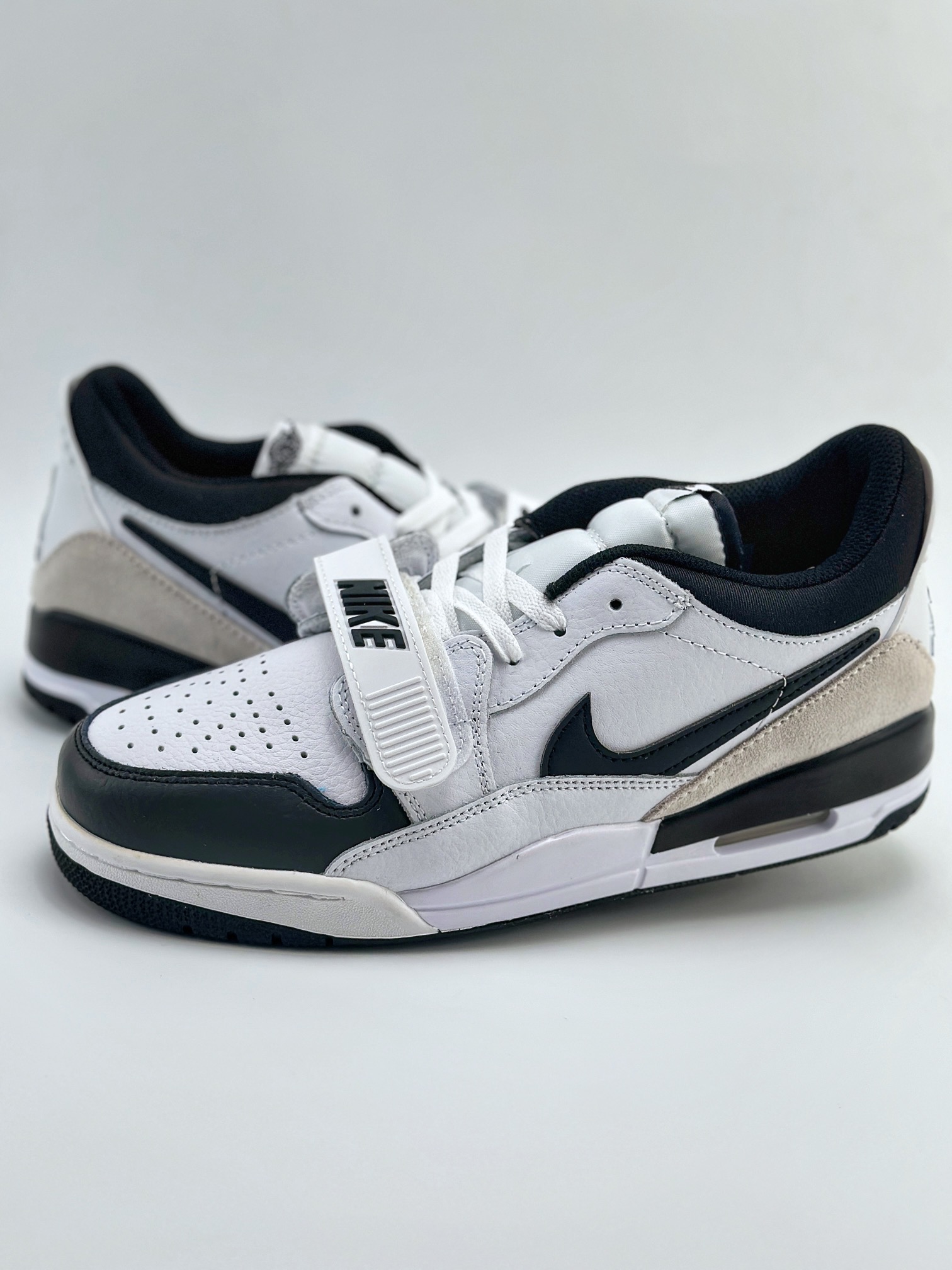 Nike Air Jordan Legacy 312 Low 白黑 HV1811-101