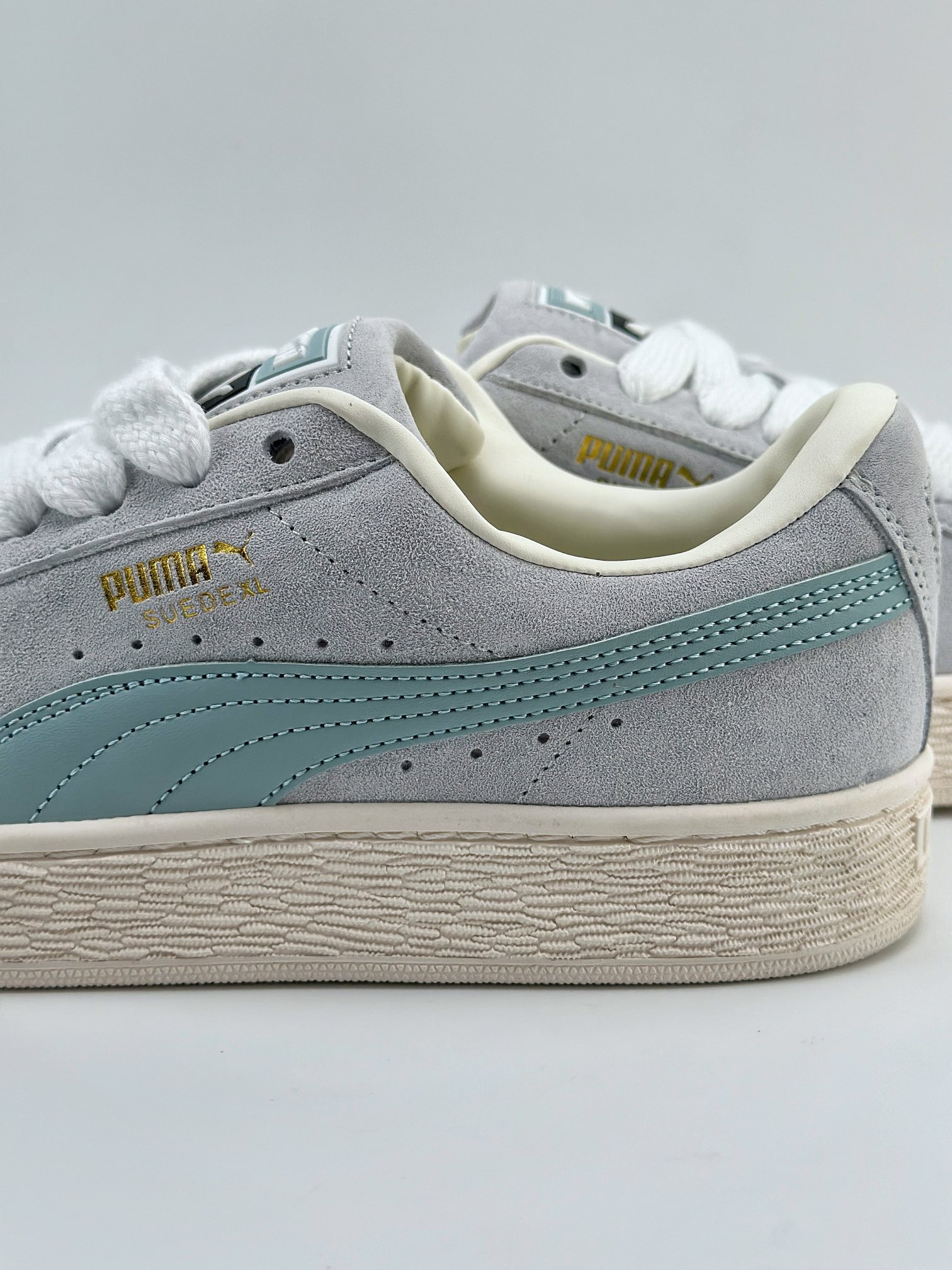 PUMA Suede XL 百搭单品 厚鞋舌轻便防滑低帮板鞋 395205-10