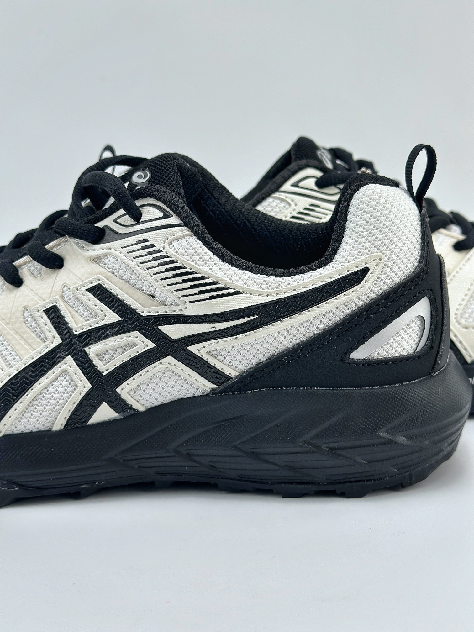 Asics GEL-Sonoma CN 白黑 亚瑟士运动透气专业跑鞋 1011B852-101