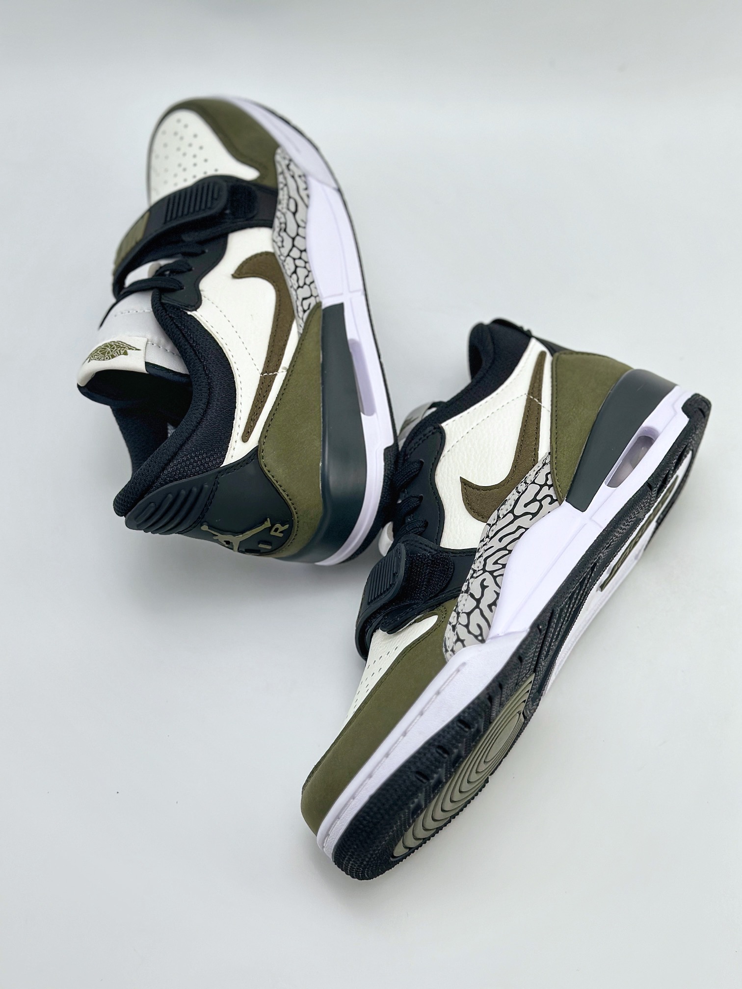 独家订单 纯原级别 目前市场最高工艺 Nike Air Jordan Legacy 312 Low 乔丹最强三合一混合版 CD7069-120