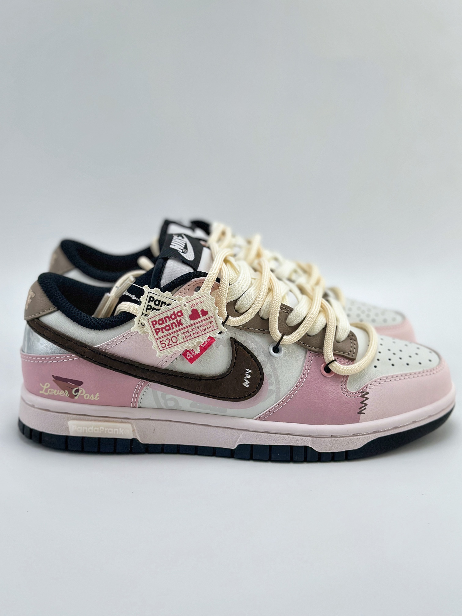 Nike SB Dunk Low 熊猫恶作剧 CW1590-100