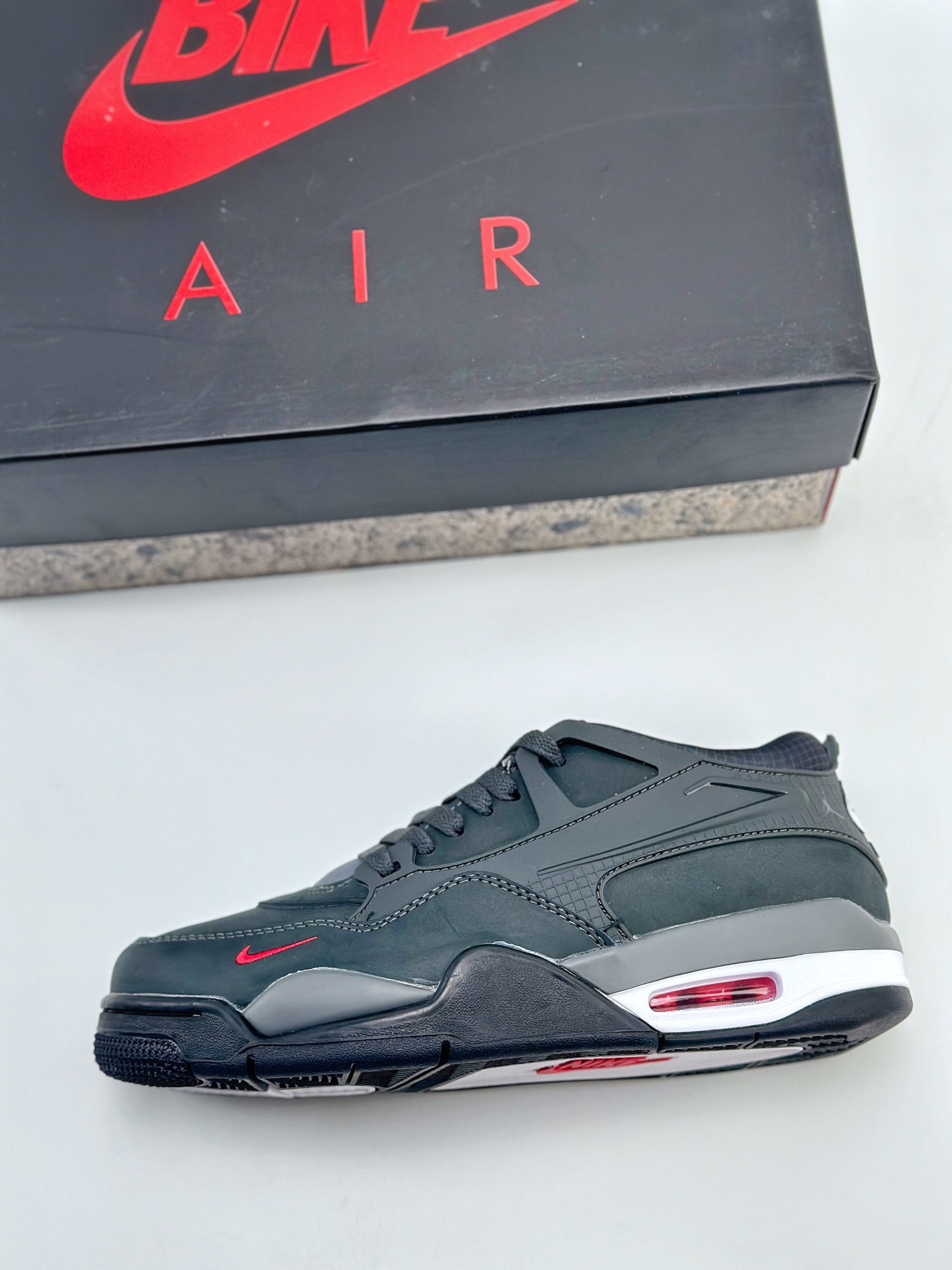 Nike Air Jordan 4 Retro RM 乔丹四代 Night Sylvester ”Anthracite” 翻毛黑 HF4334-004