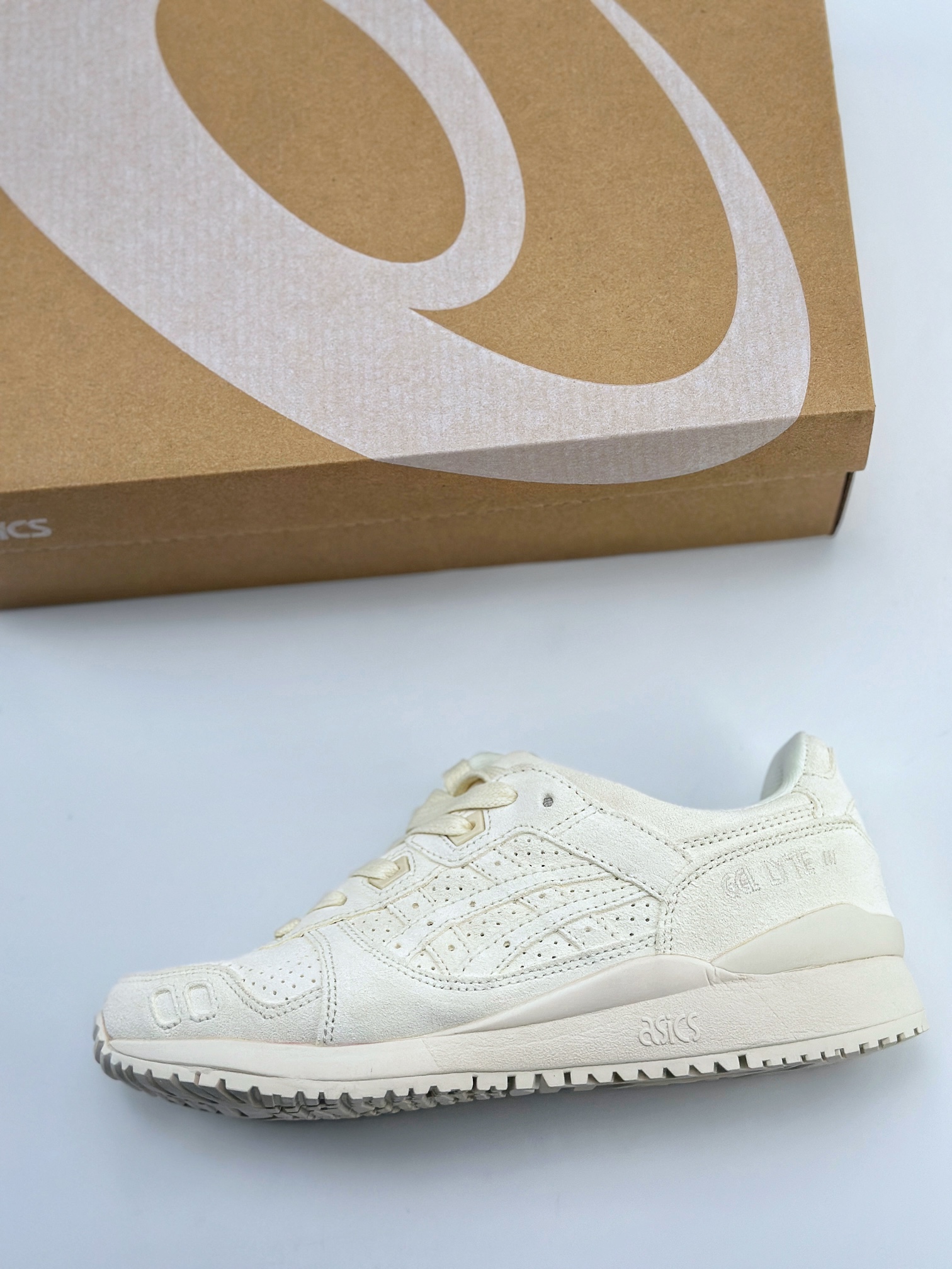 Asics GEL-LYTE III OG 亚瑟士运动透气专业跑鞋 1201A050-100